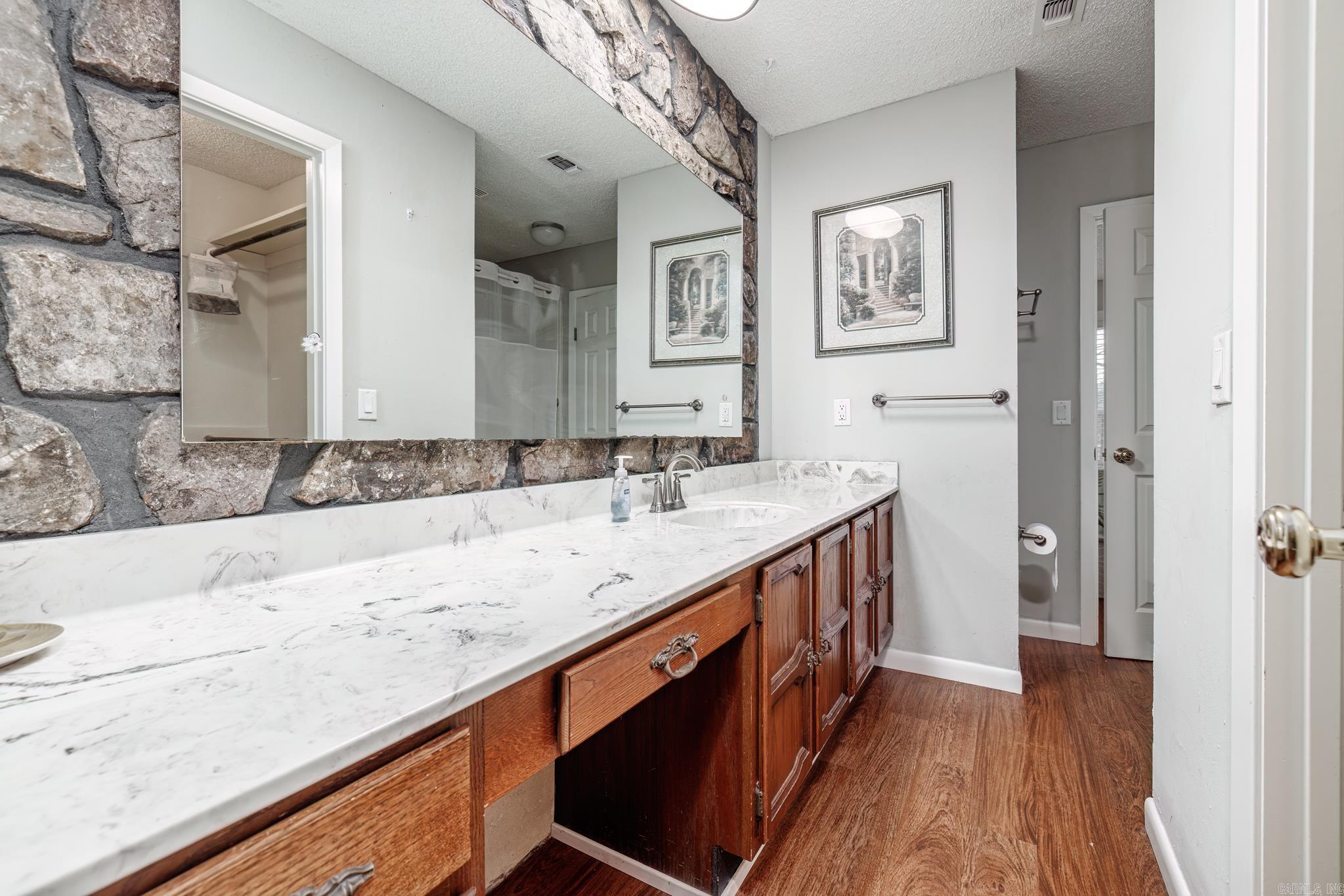 Madrid Courts - Residential