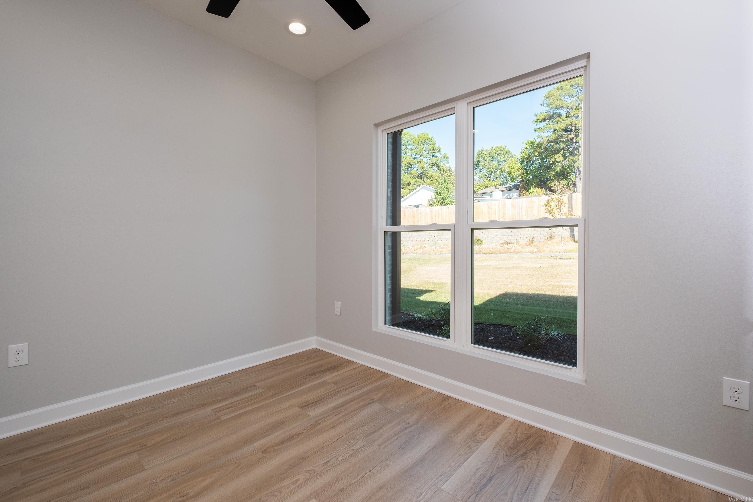 SANFORD EAST - Residential