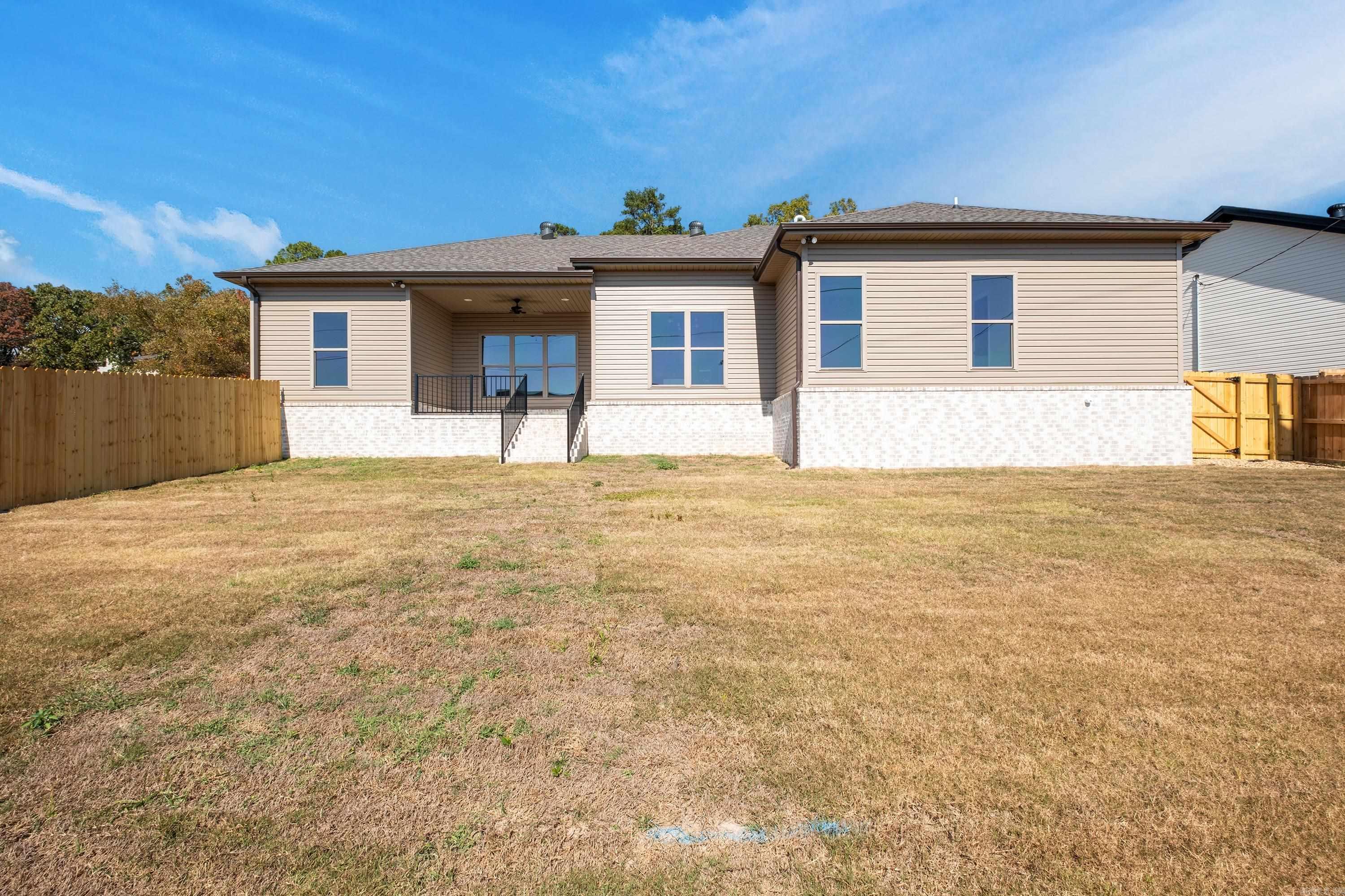 SANFORD EAST - Residential