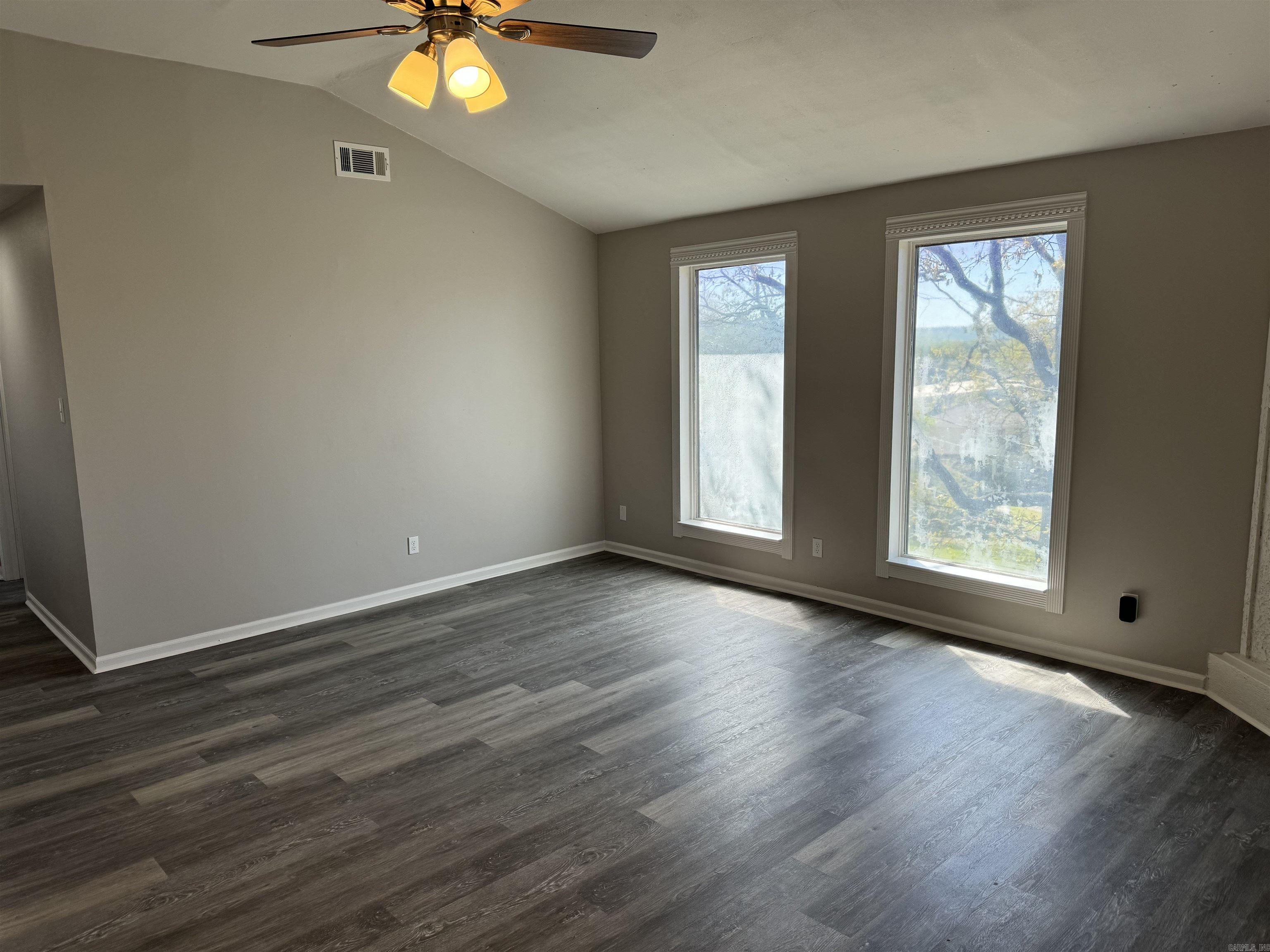 PIKE VIEW - Residential