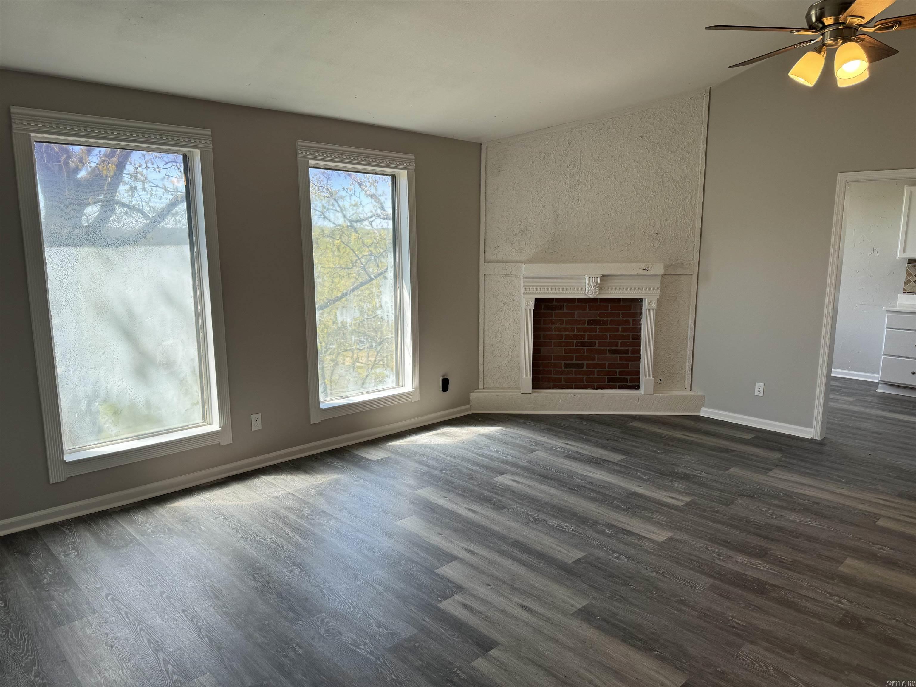 PIKE VIEW - Residential