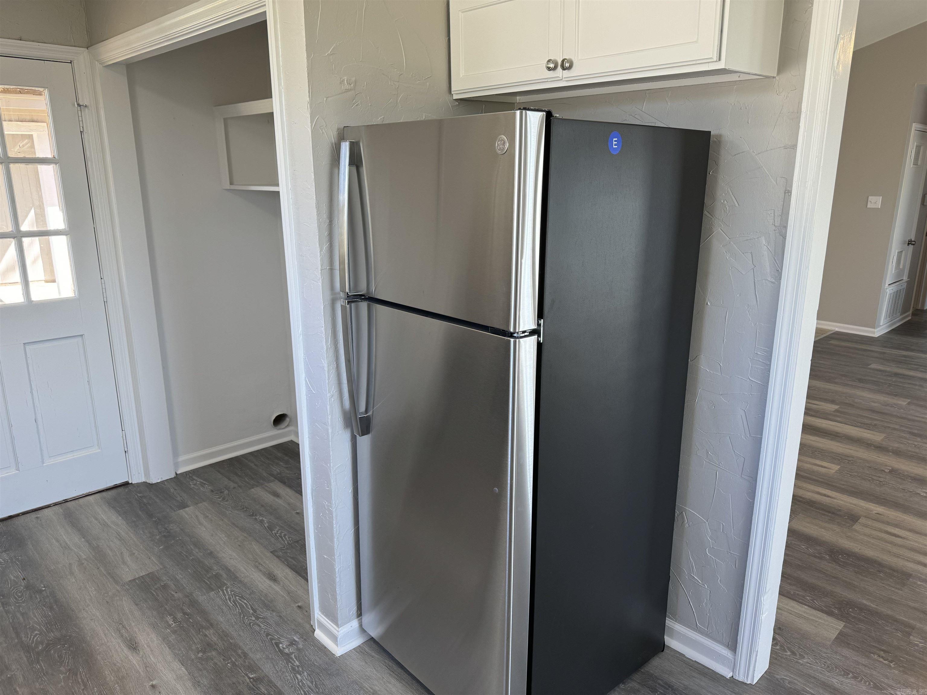 PIKE VIEW - Residential