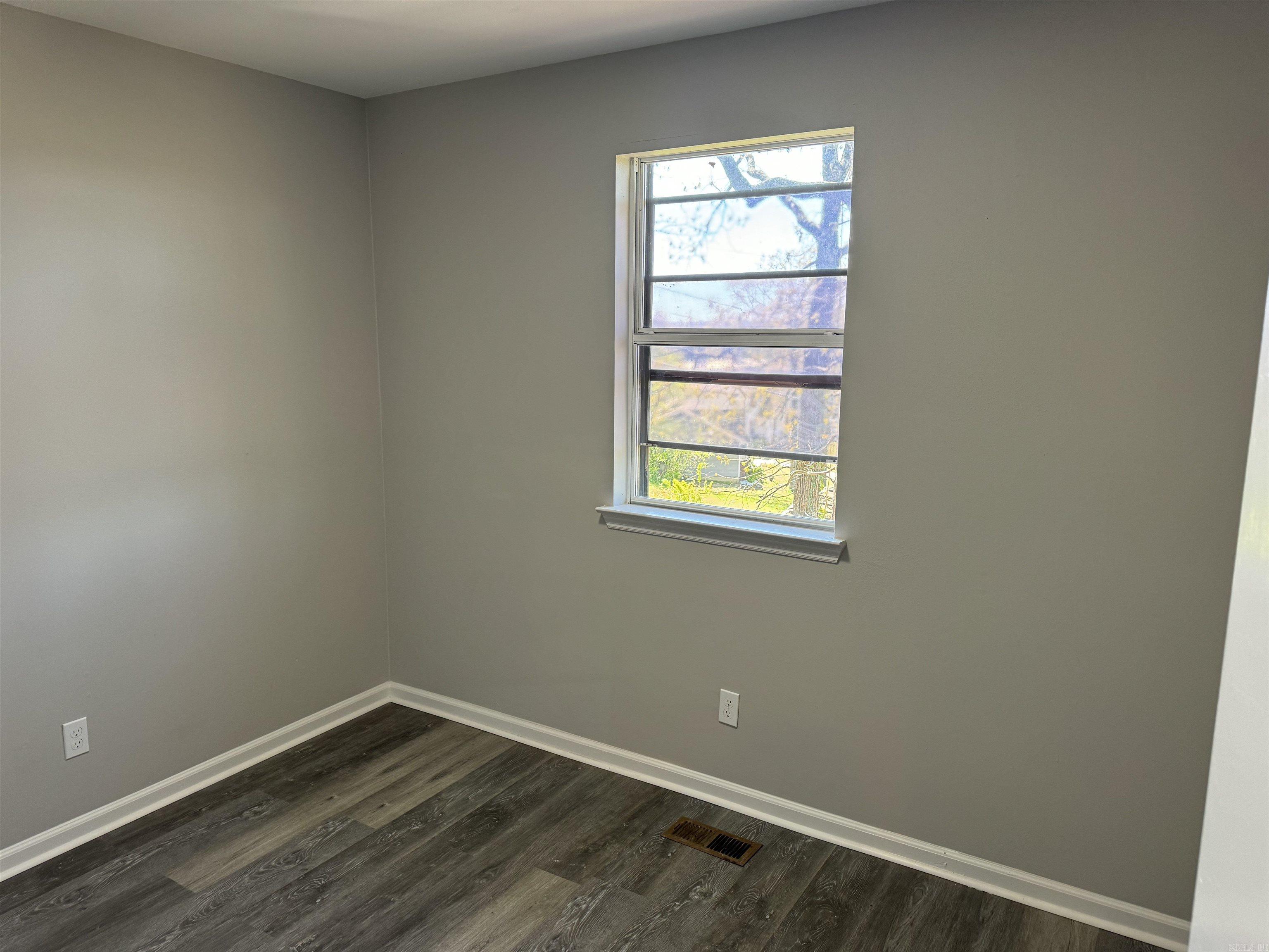 PIKE VIEW - Residential