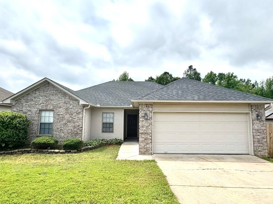 Very cute, well maintained home, sitting in a culdesac in Bryant school district! Split floor plan with open concept living, kitchen, and dining rooms in between with tray ceiling in living room. Great layout! Nice size bedrooms and a large master walk in closet. New roof and stove. Dishwasher is 1 year old and all new paint in past year. Close to schools, shopping, dining and more! Great location!