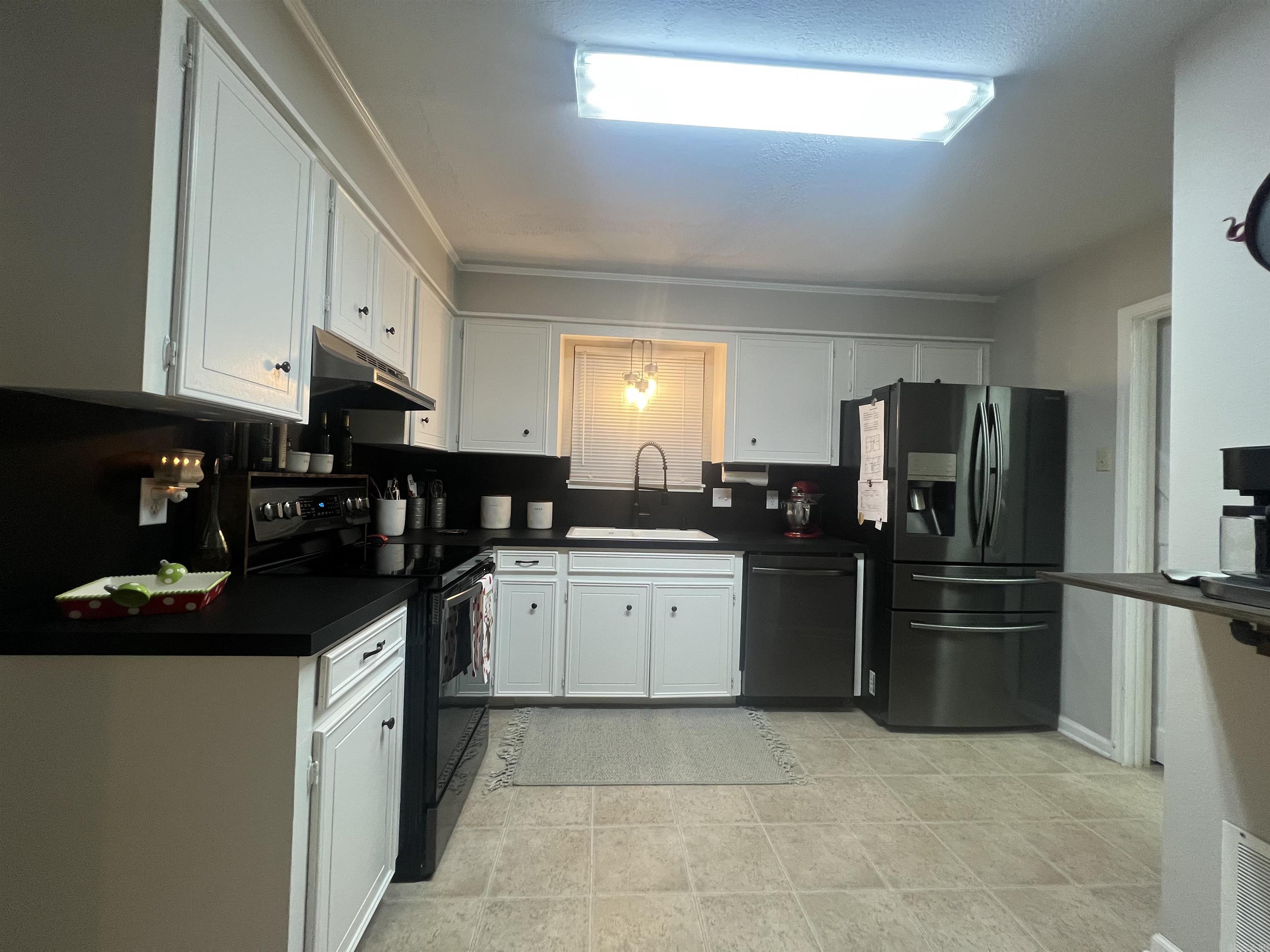 DARK FOREST PLACE - Residential