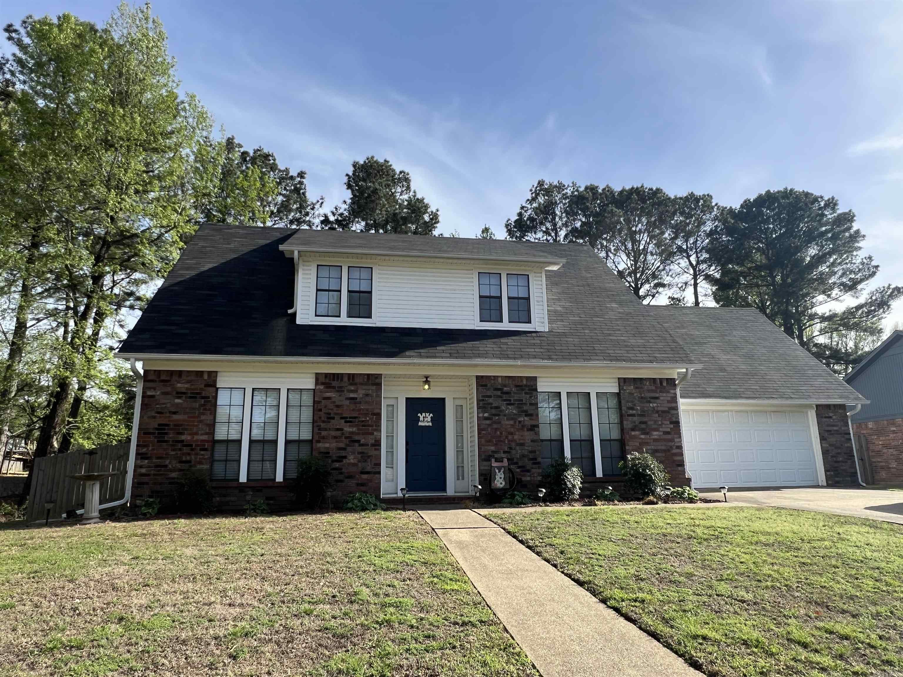 DARK FOREST PLACE - Residential