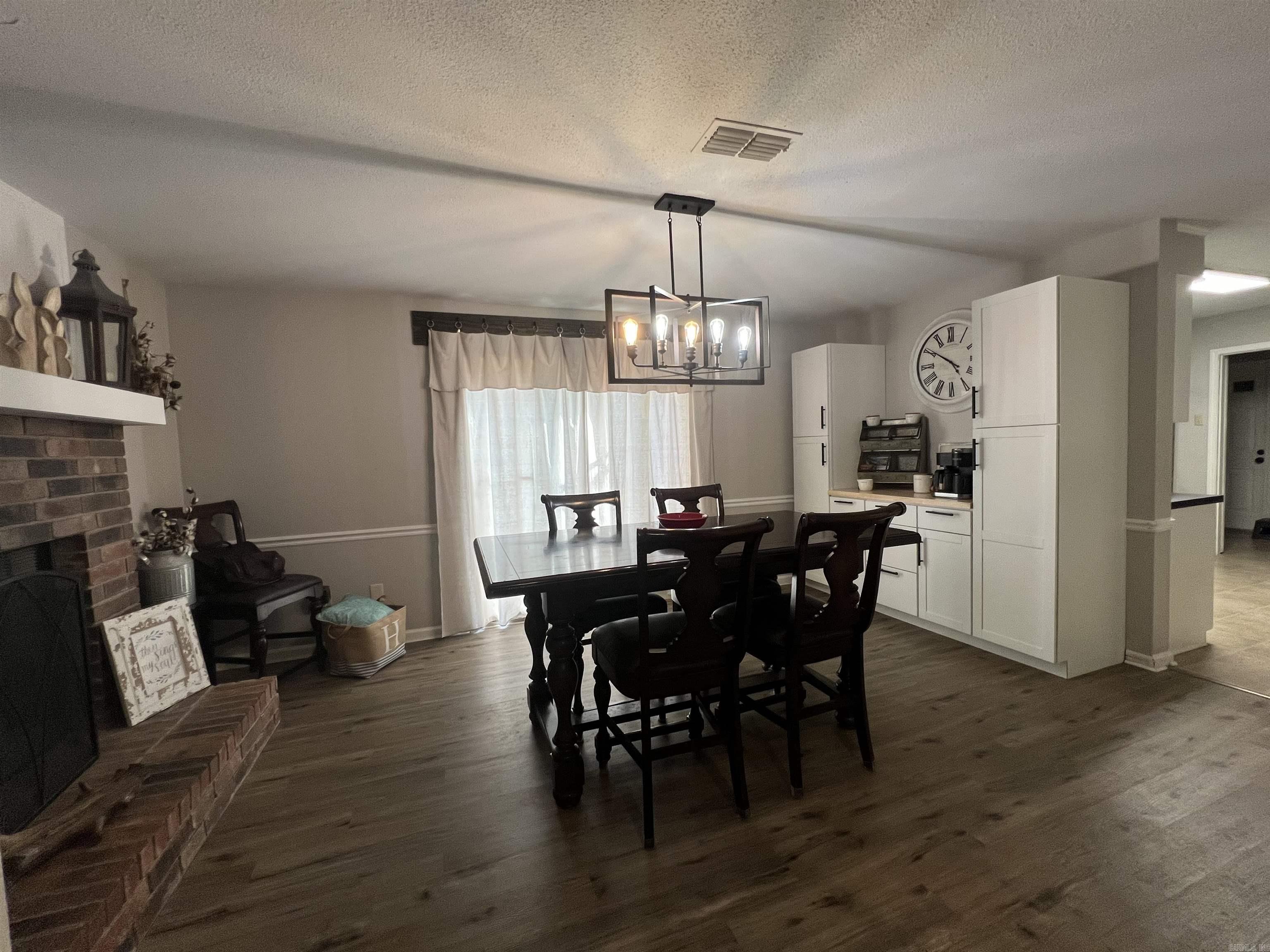 DARK FOREST PLACE - Residential