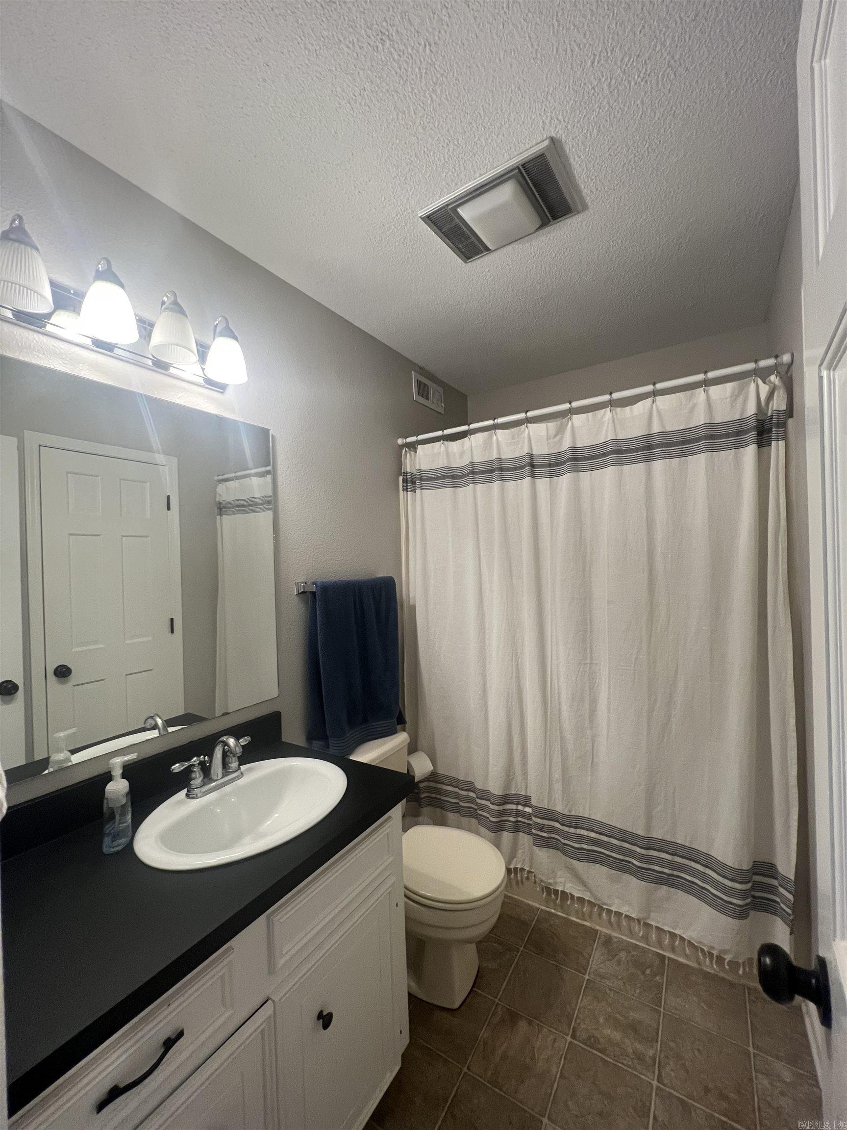 DARK FOREST PLACE - Residential