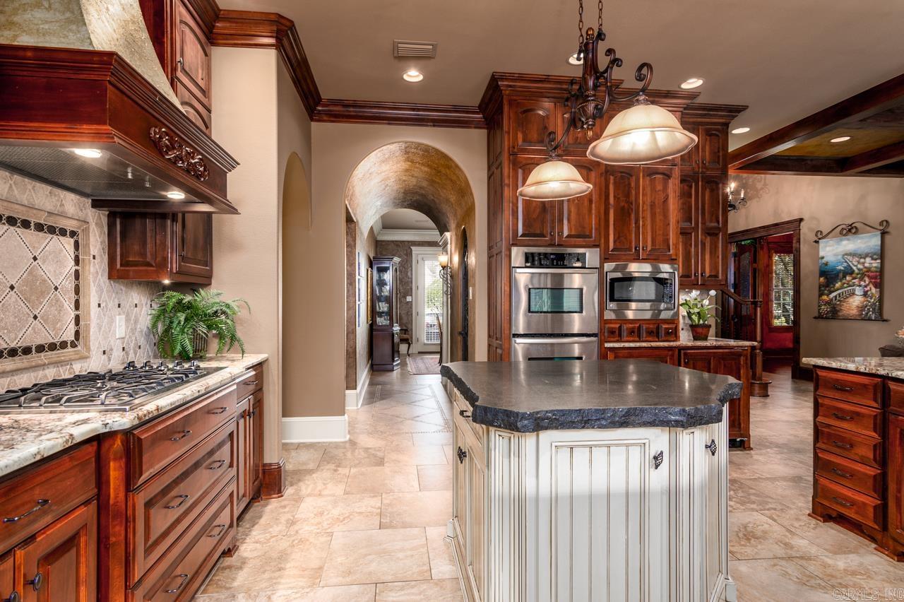 APPLEWOOD COVE - Residential