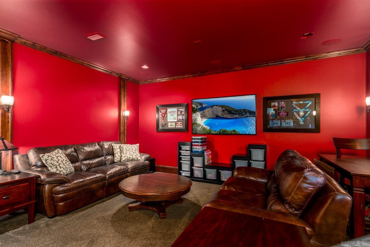 APPLEWOOD COVE - Residential