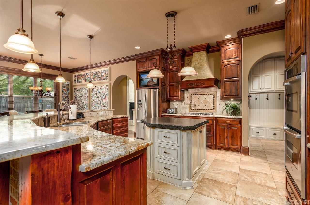 APPLEWOOD COVE - Residential