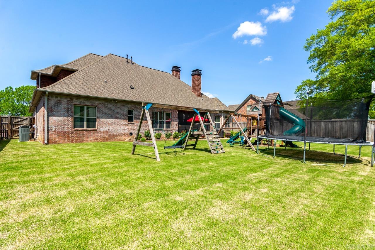 APPLEWOOD COVE - Residential