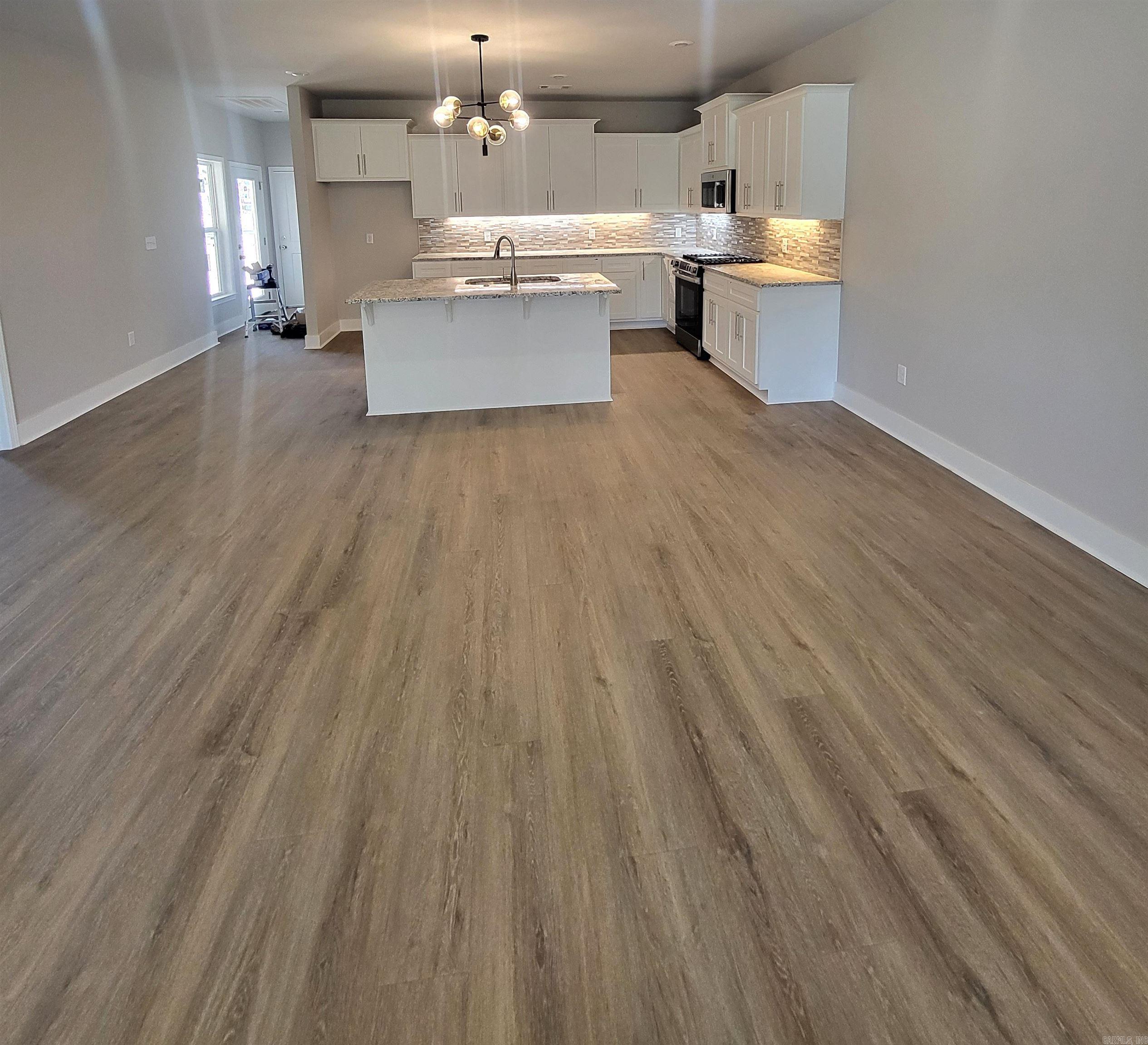 Hicks Interurban - Residential Lease