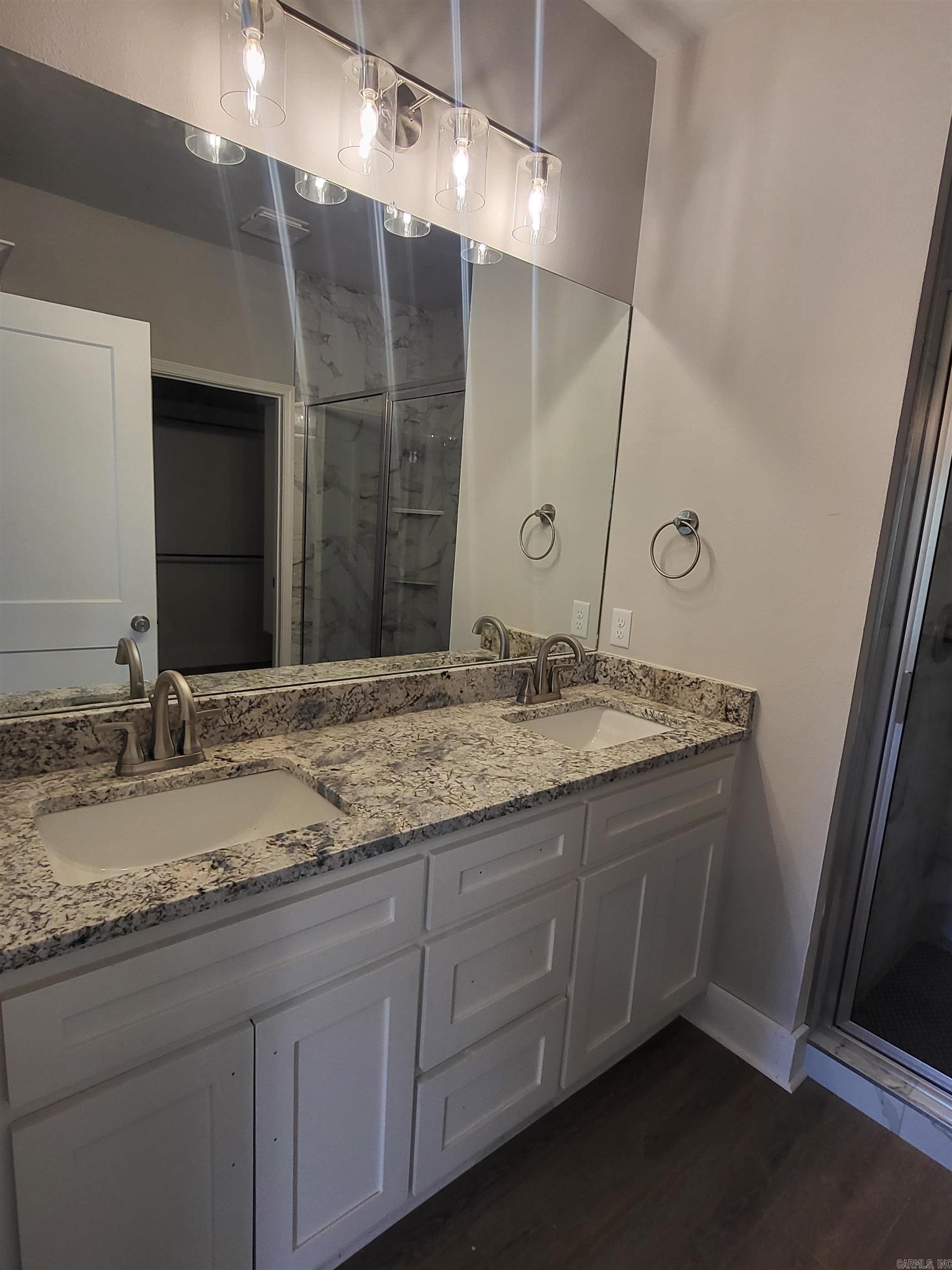 Hicks Interurban - Residential Lease