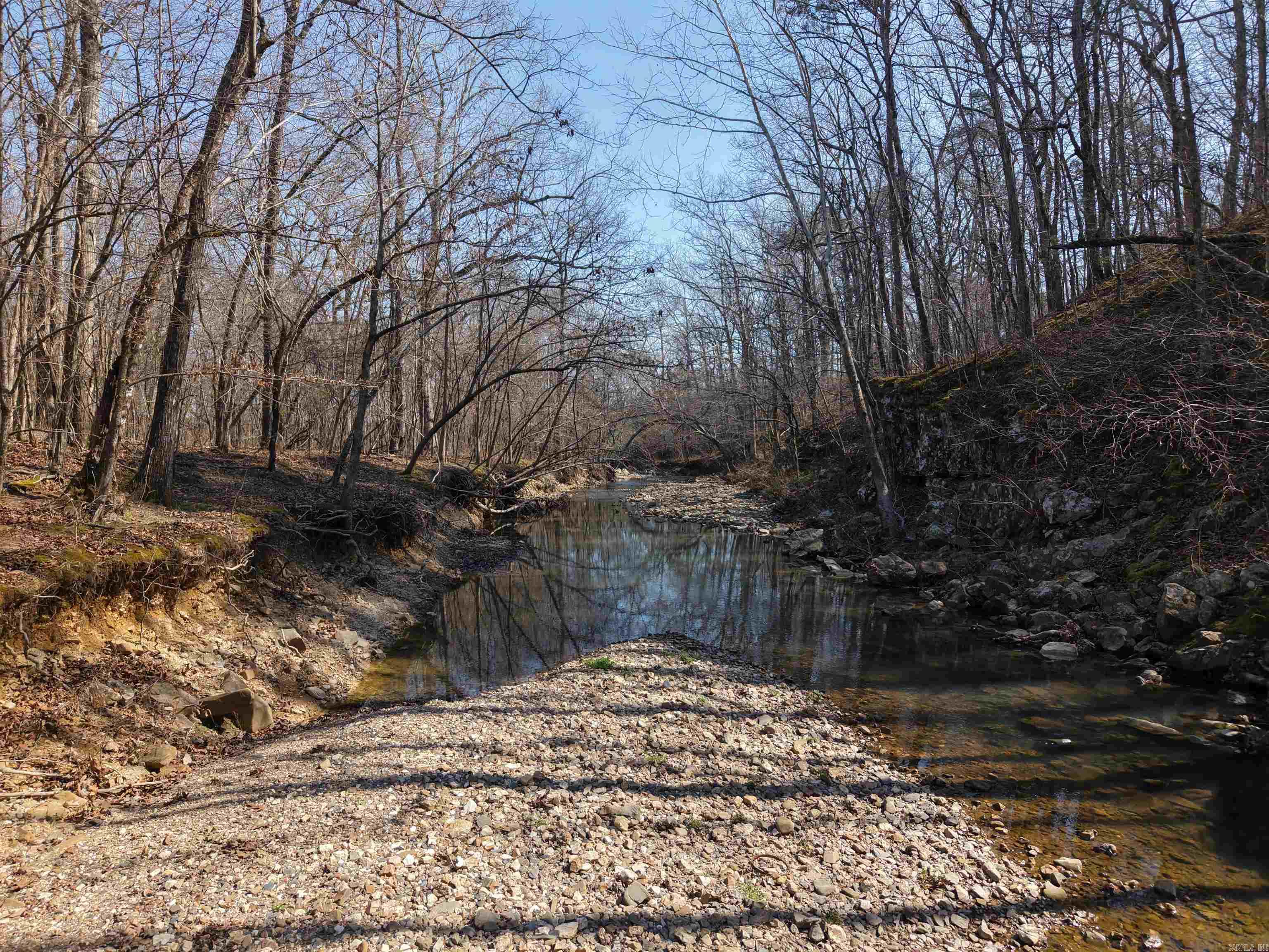 RIVERCHASE - Residential