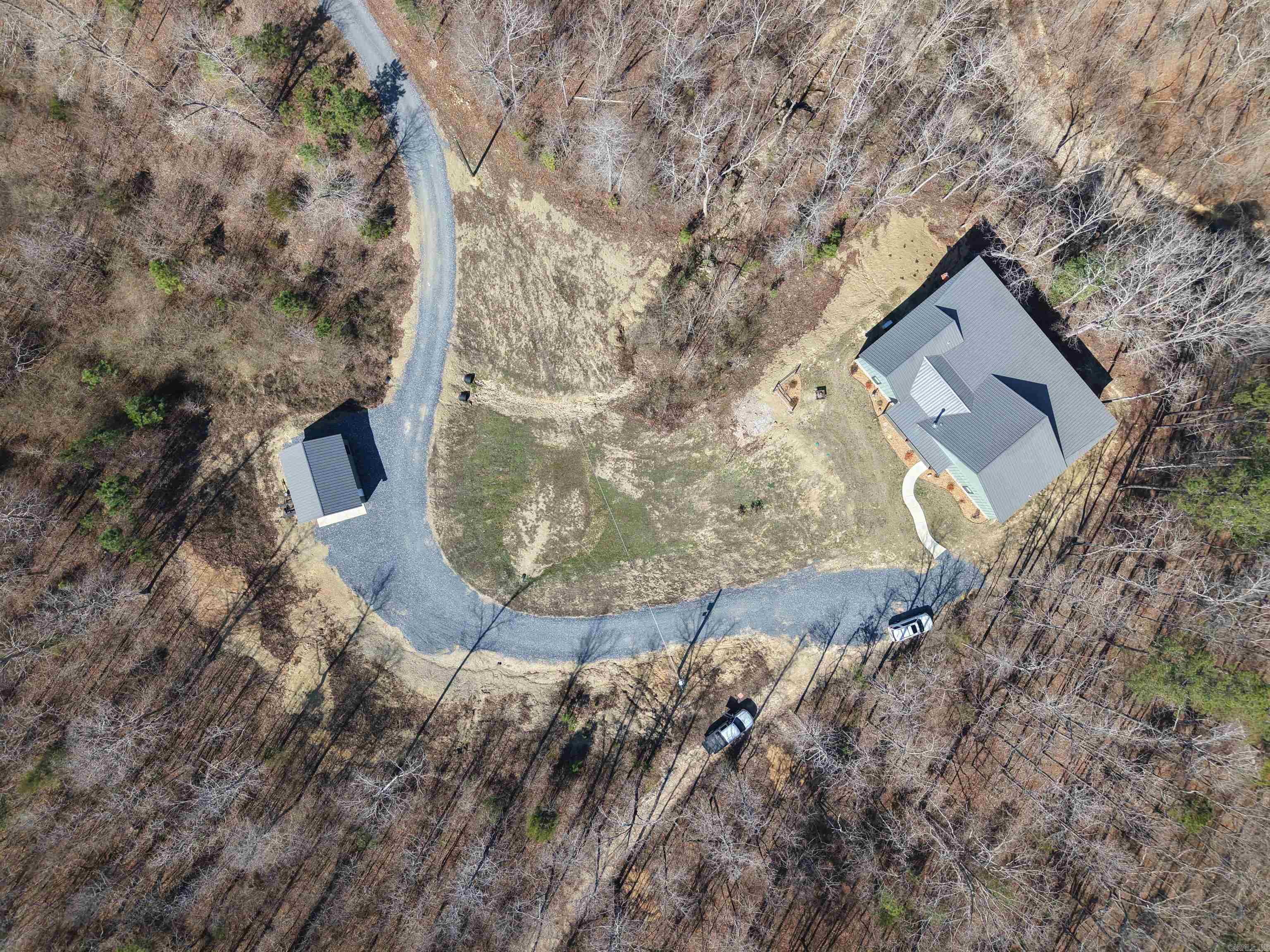 RIVERCHASE - Residential