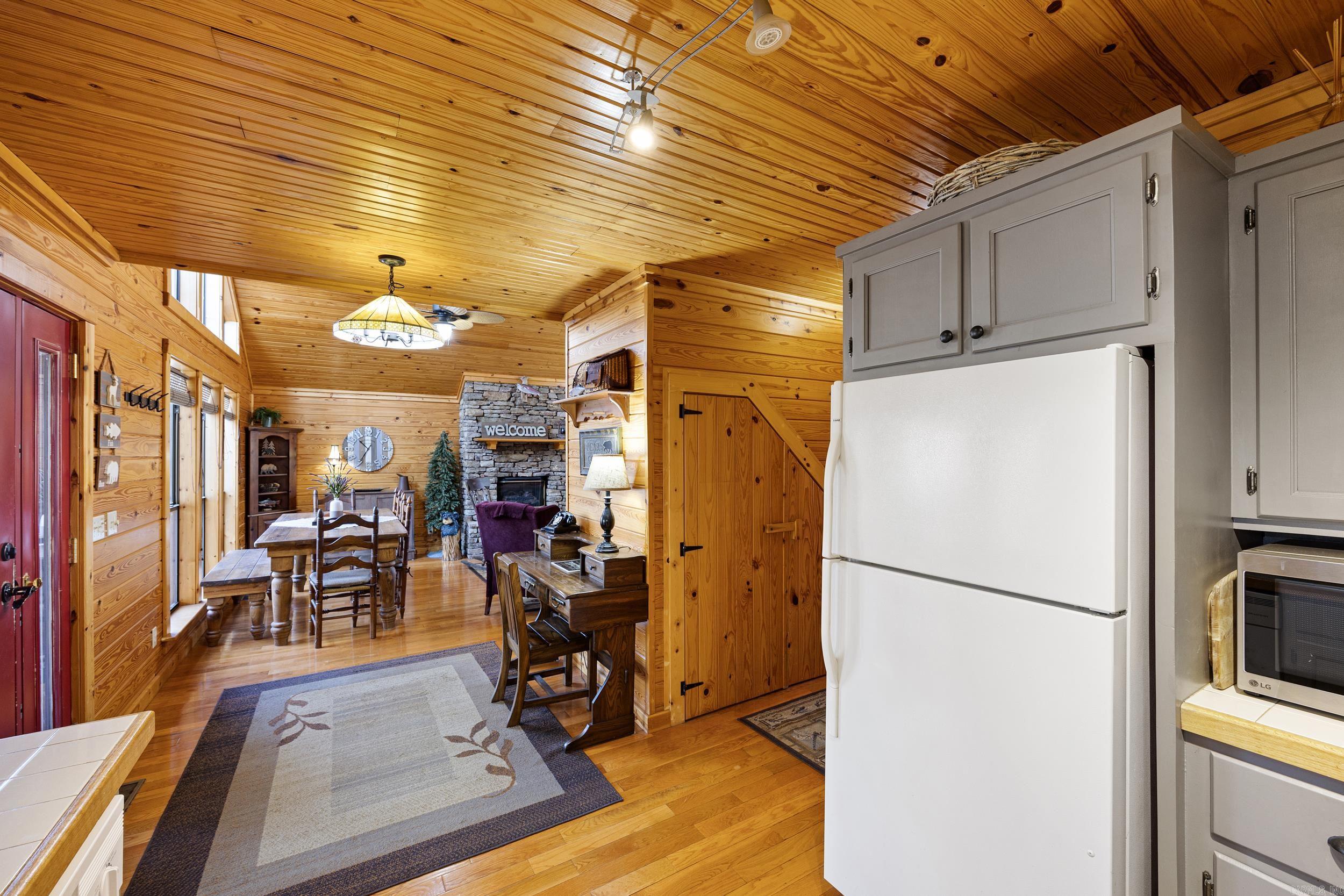 RIVERVIEW AT SYLAMORE - Residential