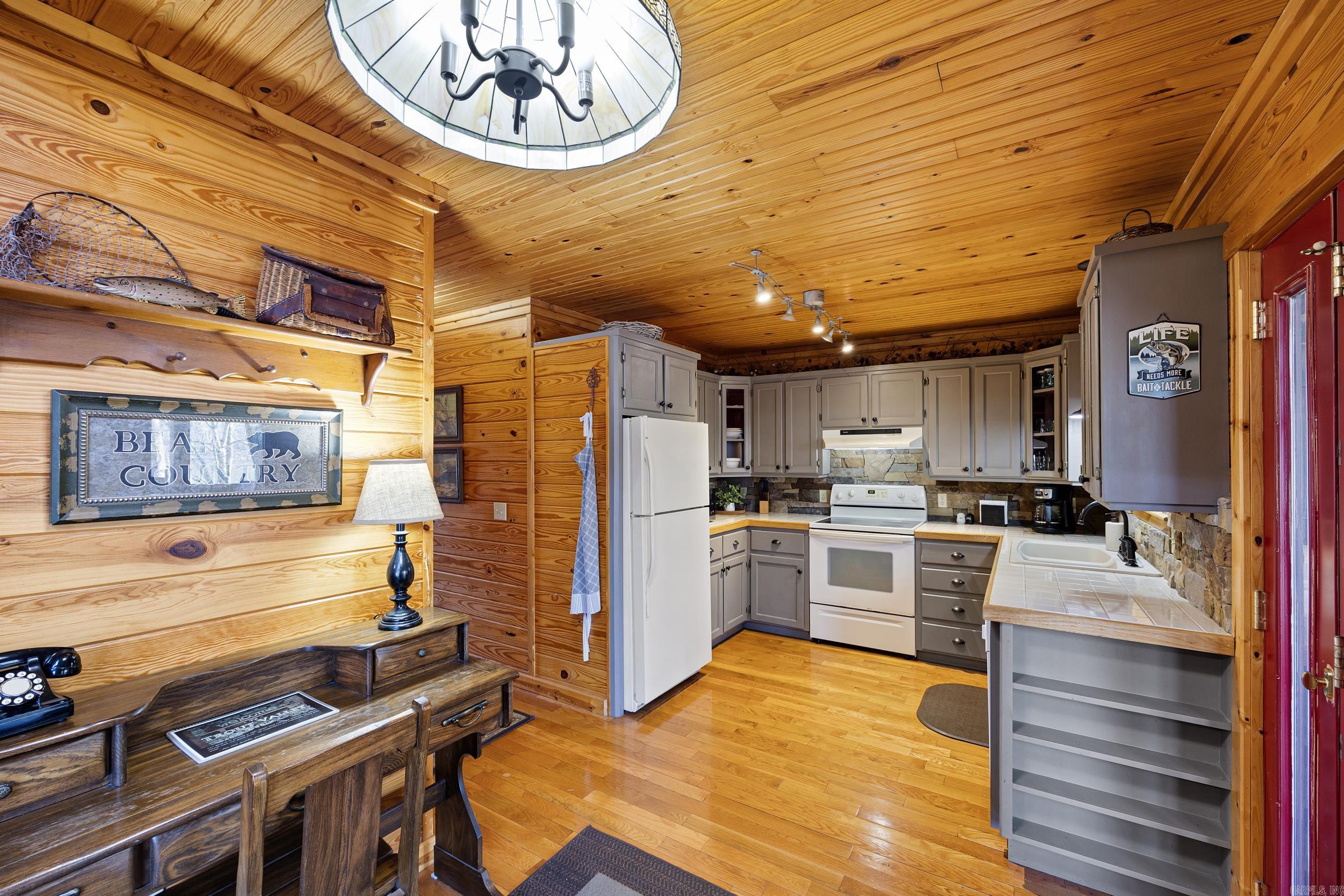 RIVERVIEW AT SYLAMORE - Residential