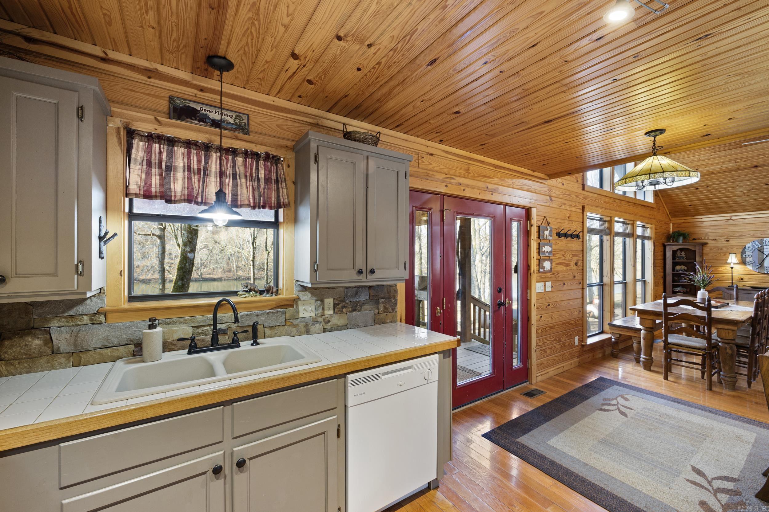 RIVERVIEW AT SYLAMORE - Residential