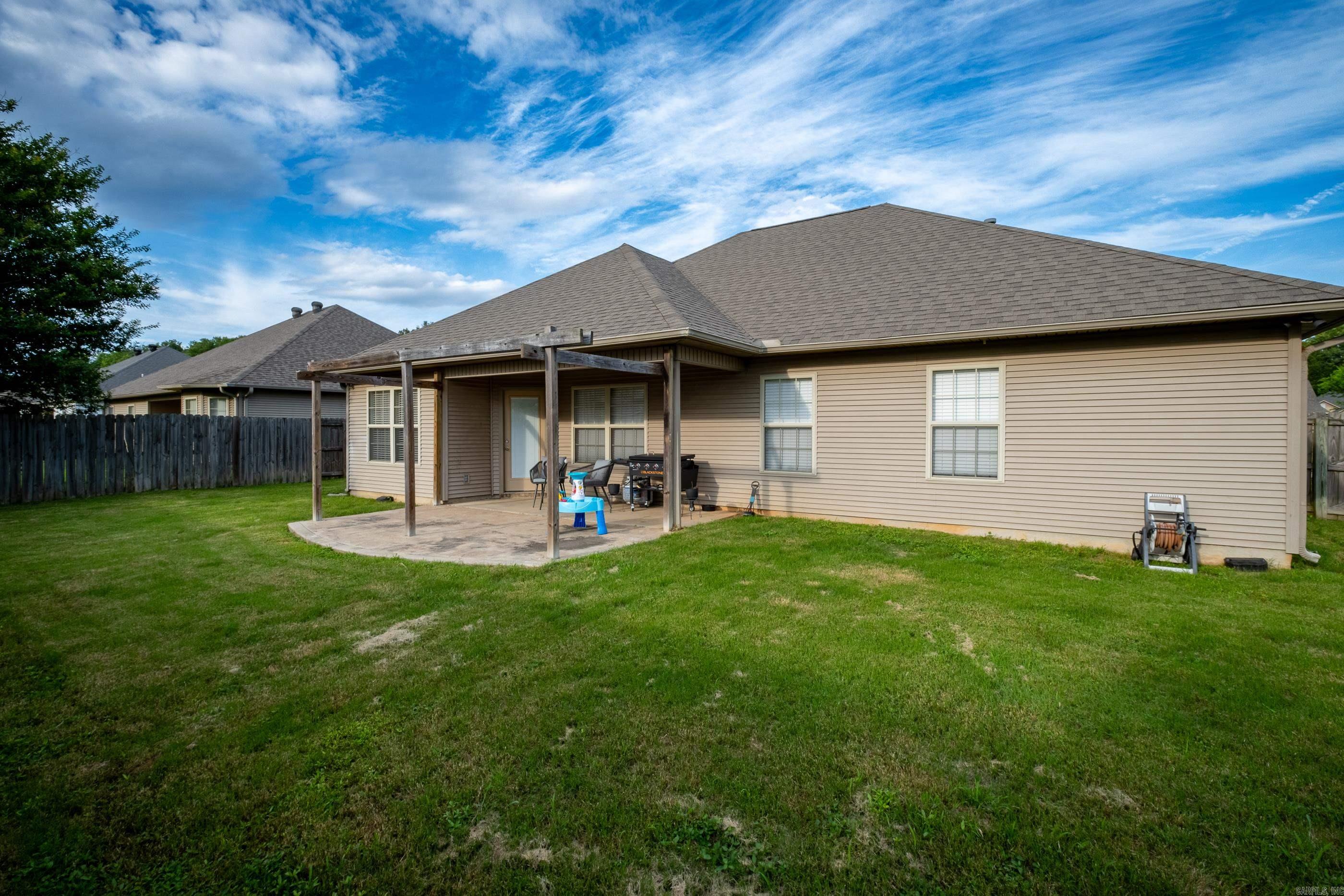 MEADOWLAKE - Residential