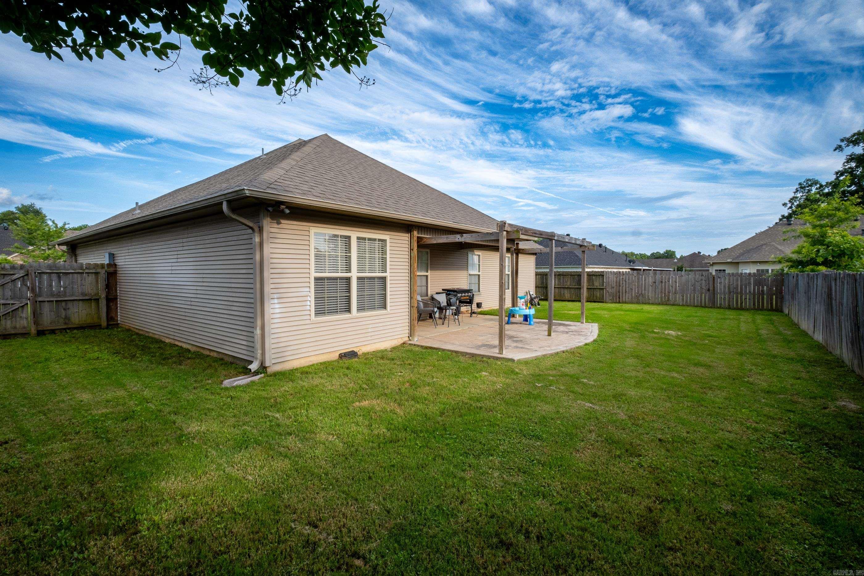 MEADOWLAKE - Residential