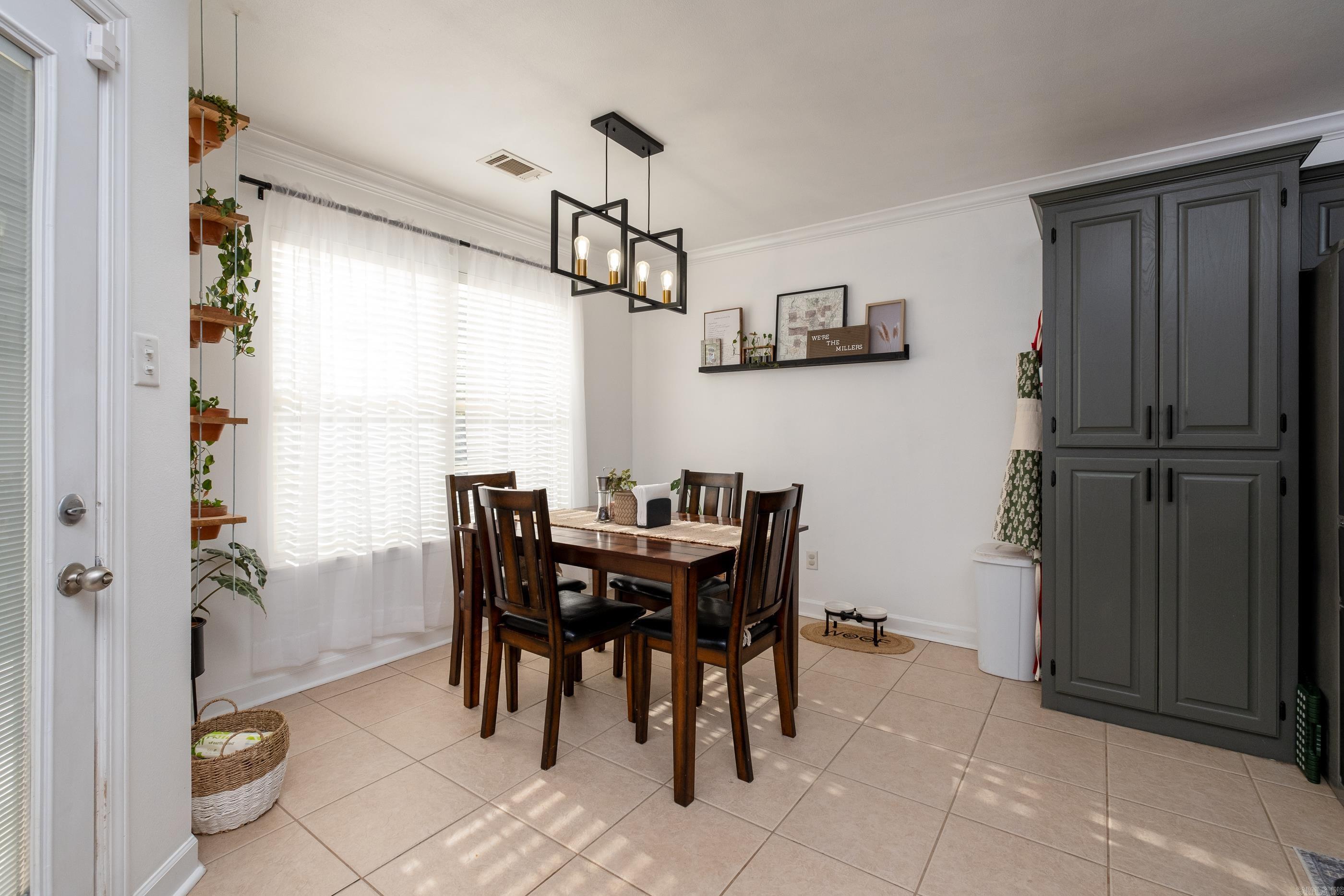 MEADOWLAKE - Residential