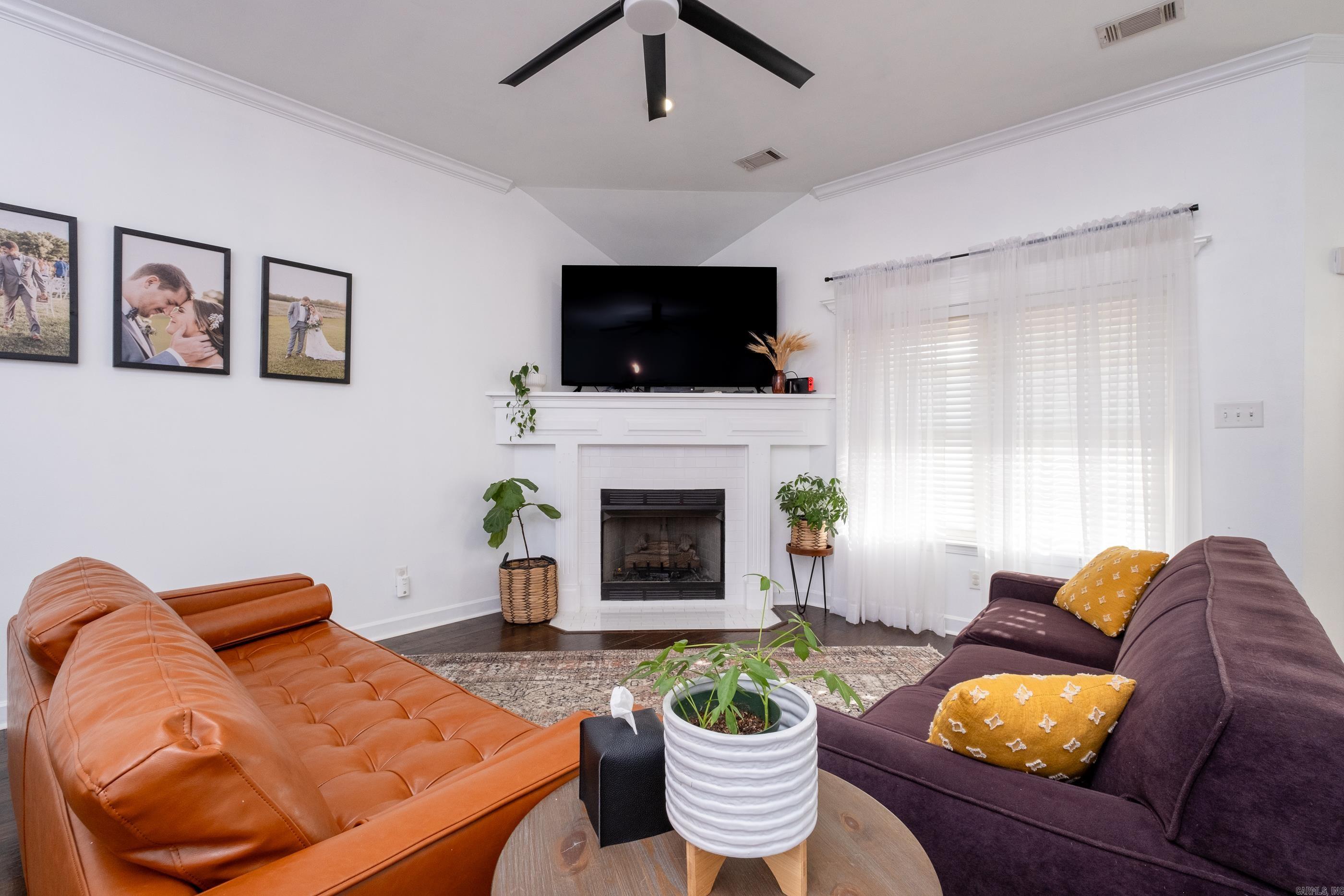 MEADOWLAKE - Residential