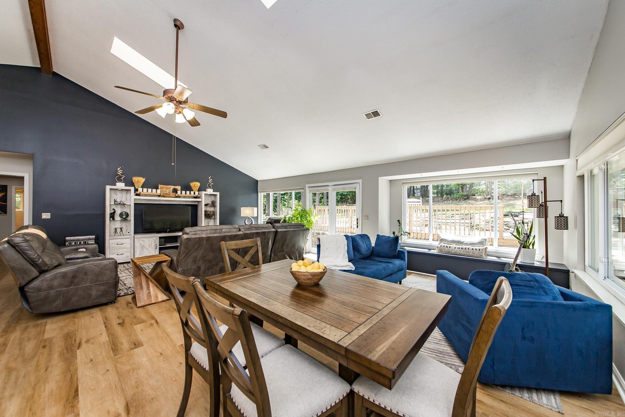 MOUNTAIN RANCH - Residential