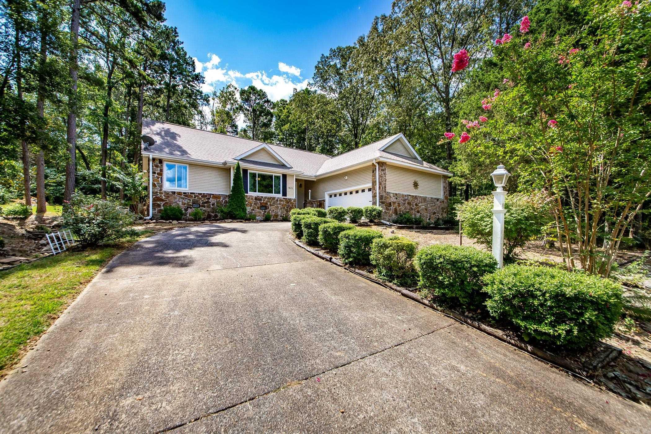 MOUNTAIN RANCH - Residential