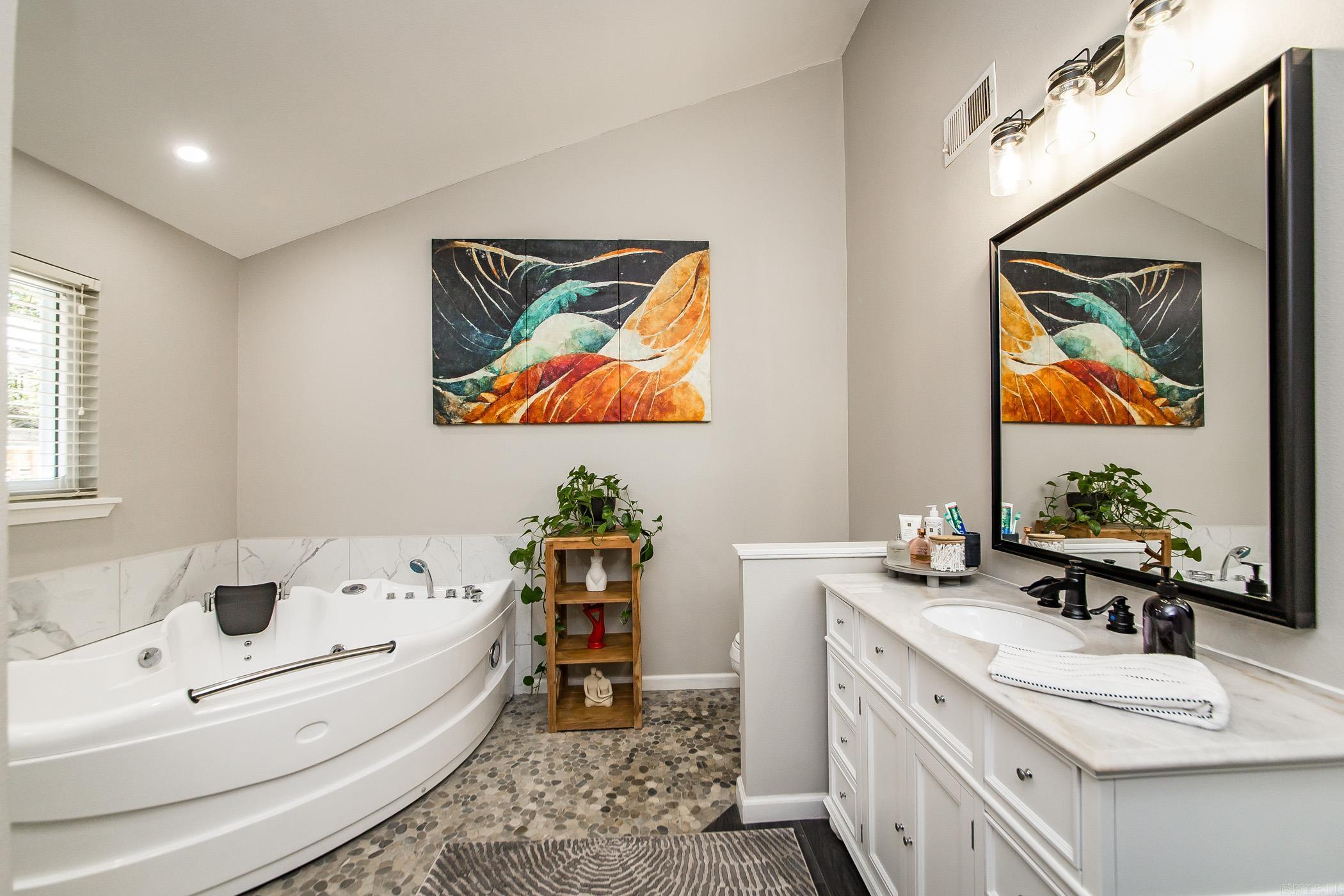 MOUNTAIN RANCH - Residential