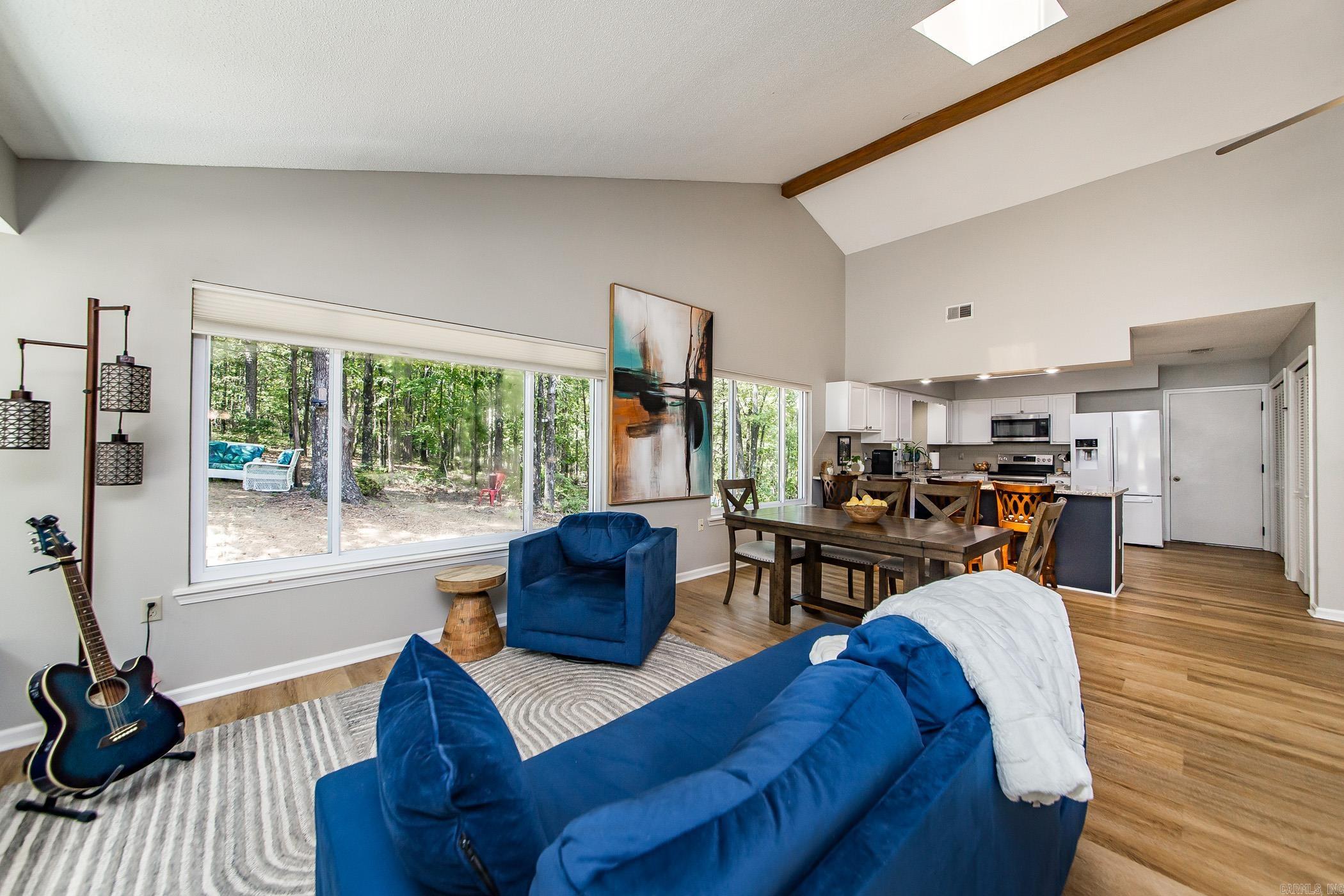 MOUNTAIN RANCH - Residential