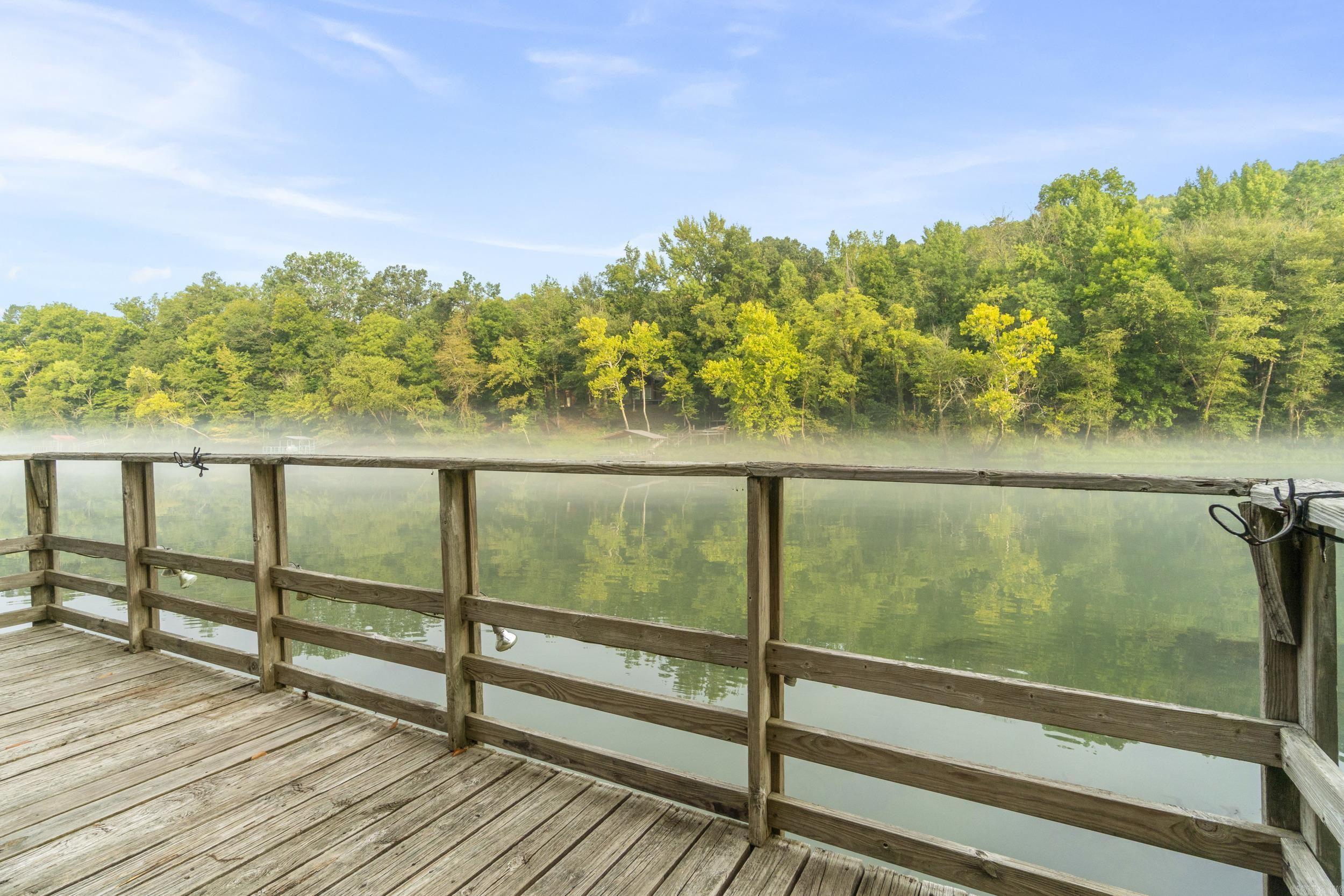 RIVER FRONT - RIVER - Residential