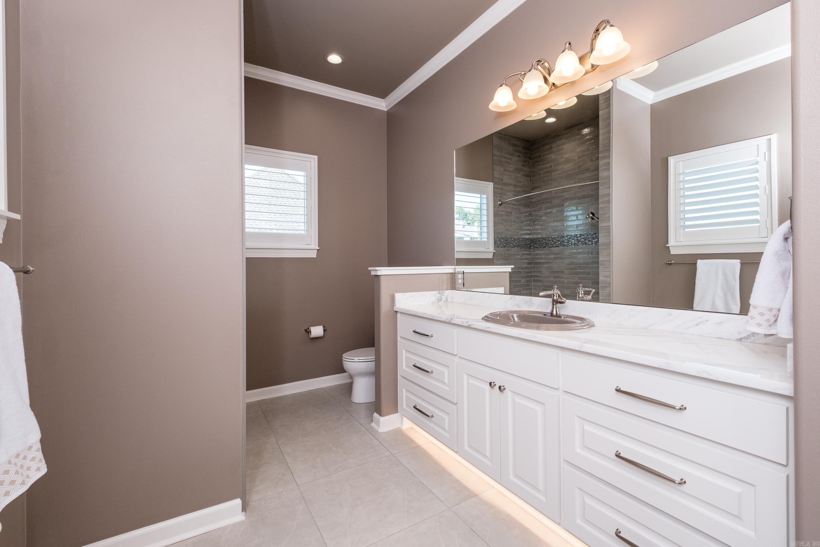 CHENAL VALLEY "FALSTONE COURT" - Residential