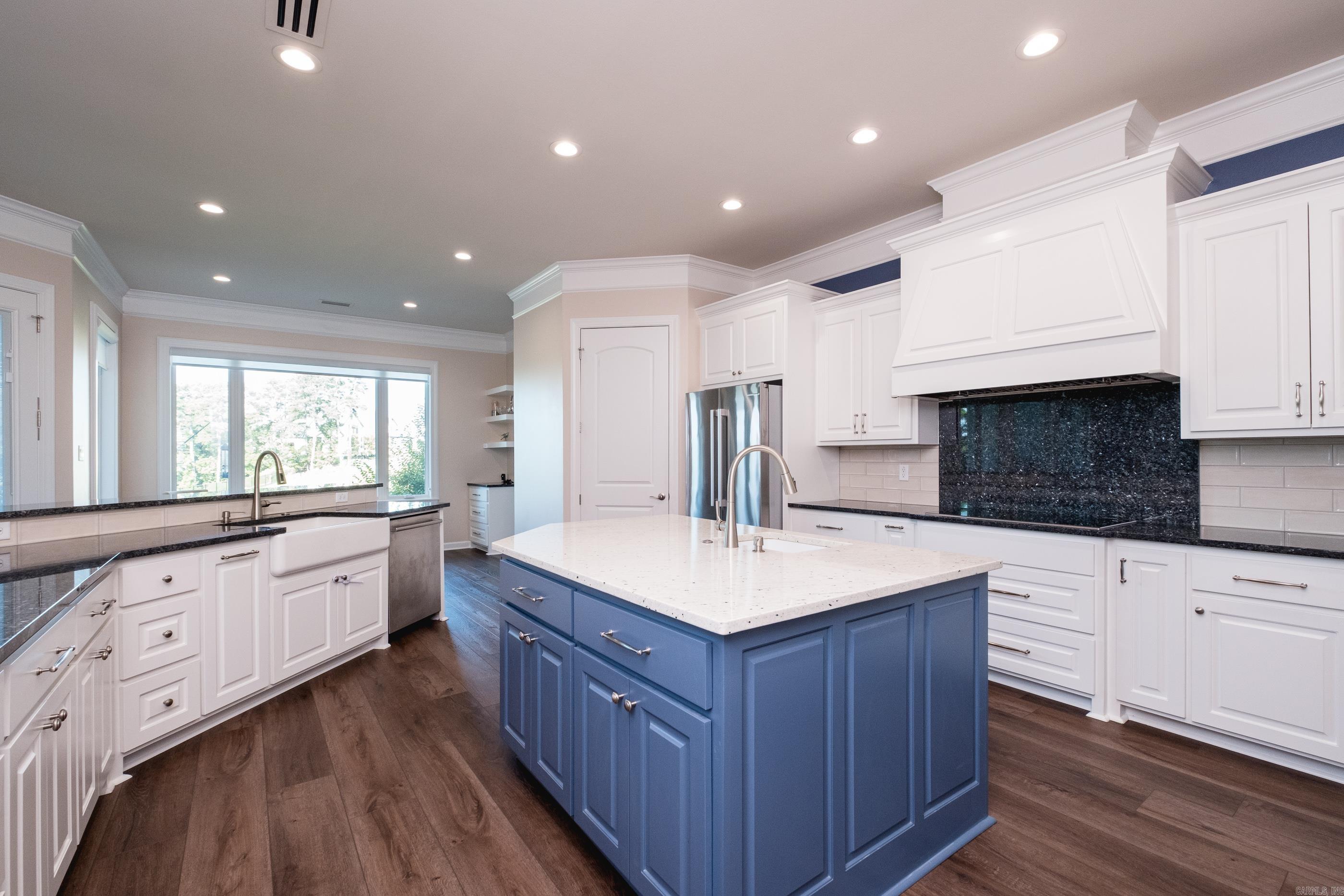 CHENAL VALLEY "FALSTONE COURT" - Residential