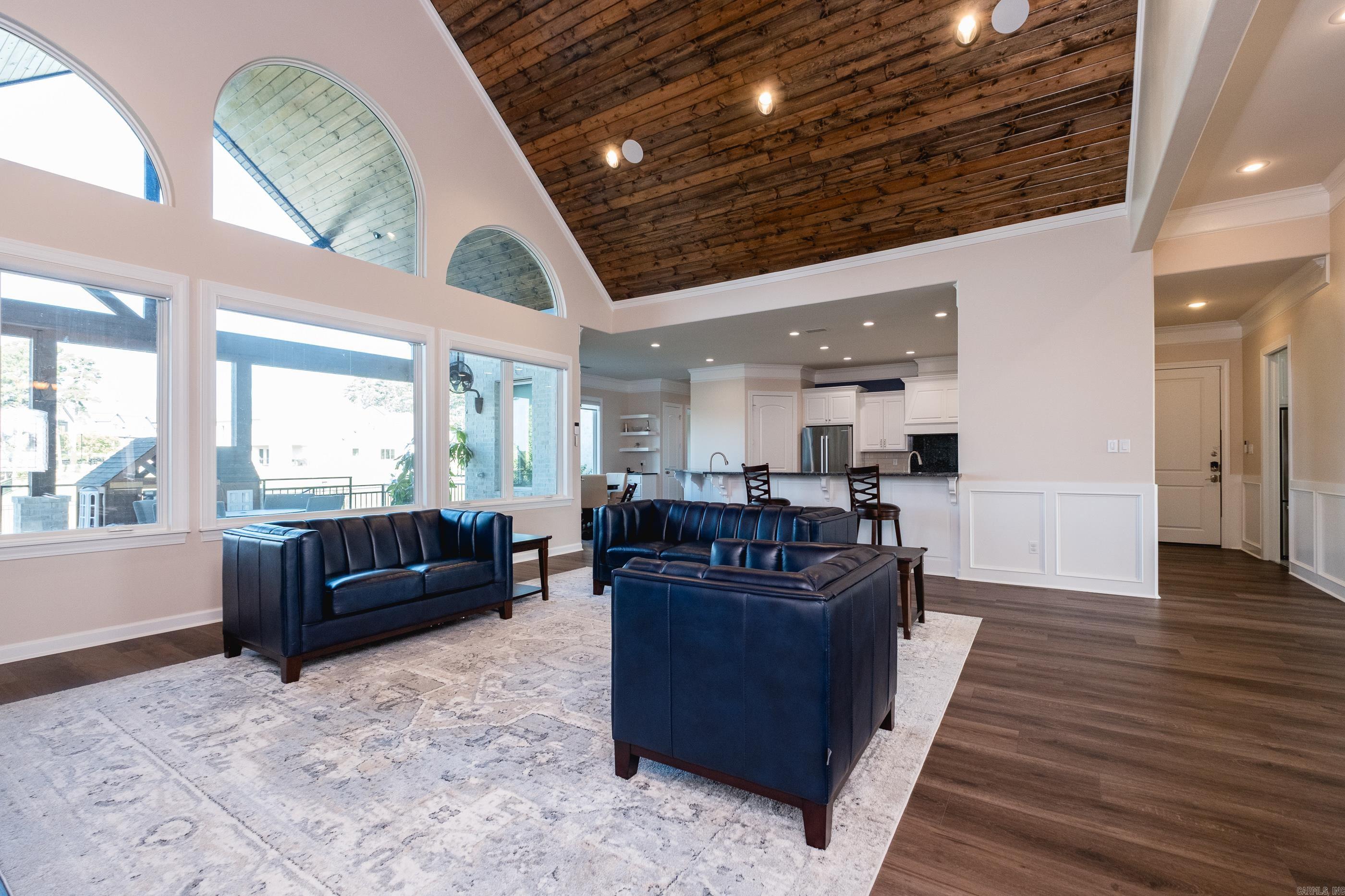 CHENAL VALLEY "FALSTONE COURT" - Residential