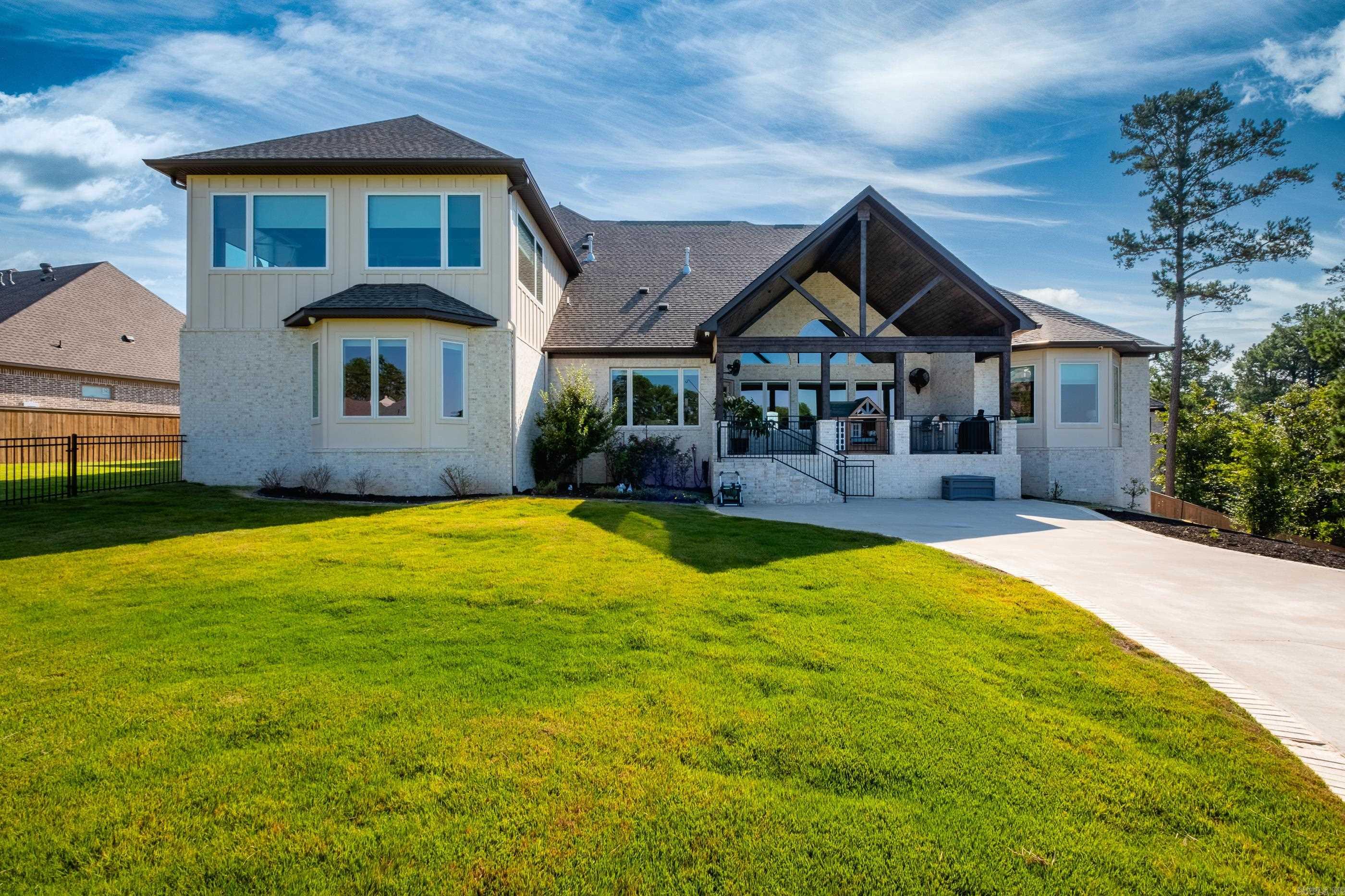 CHENAL VALLEY "FALSTONE COURT" - Residential