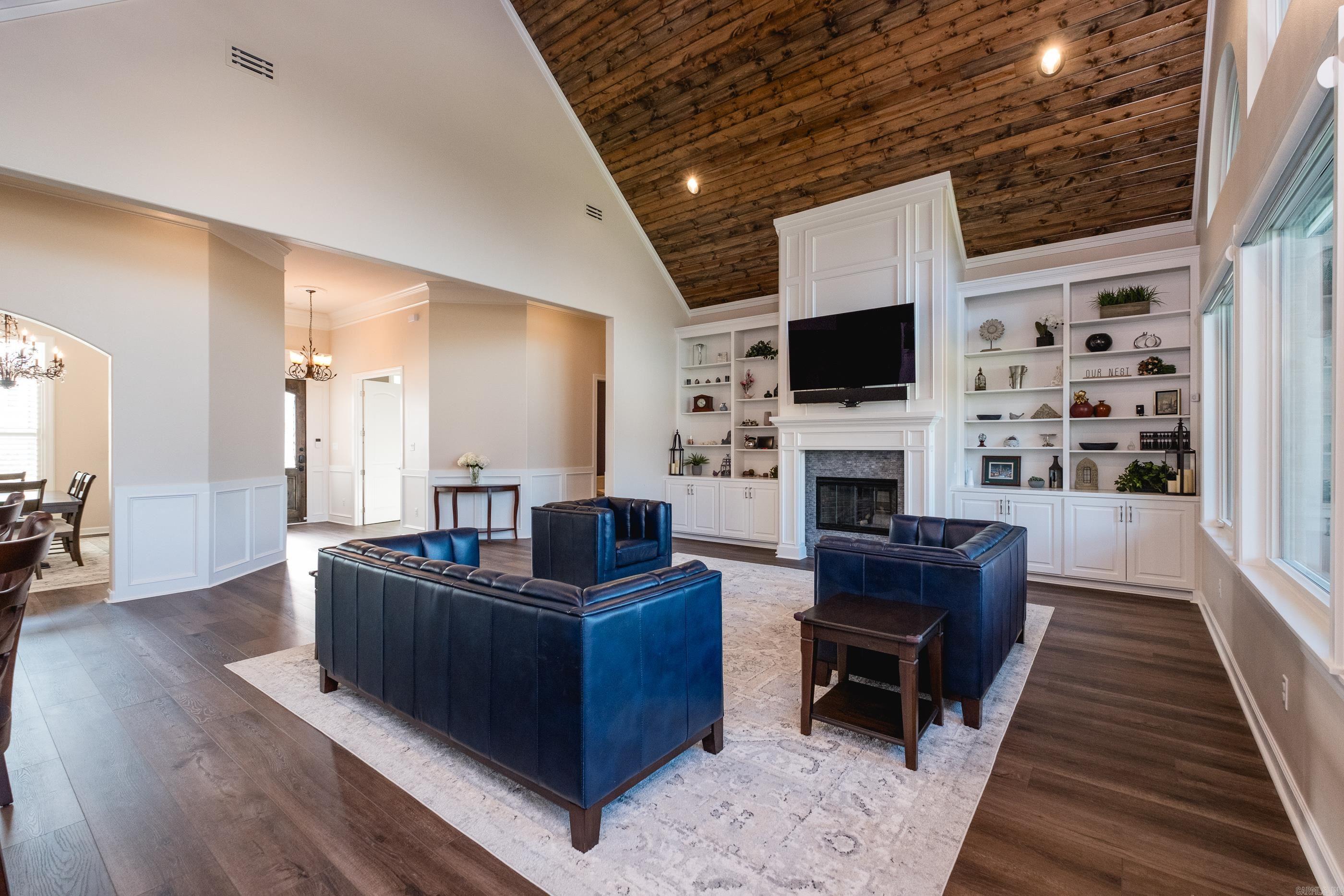 CHENAL VALLEY "FALSTONE COURT" - Residential