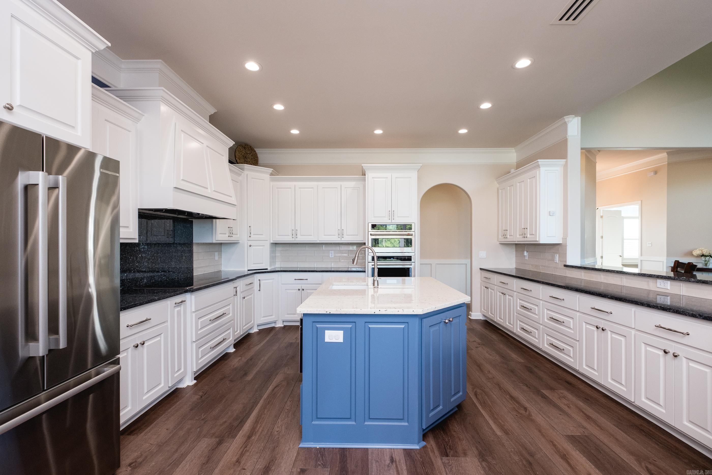 CHENAL VALLEY "FALSTONE COURT" - Residential