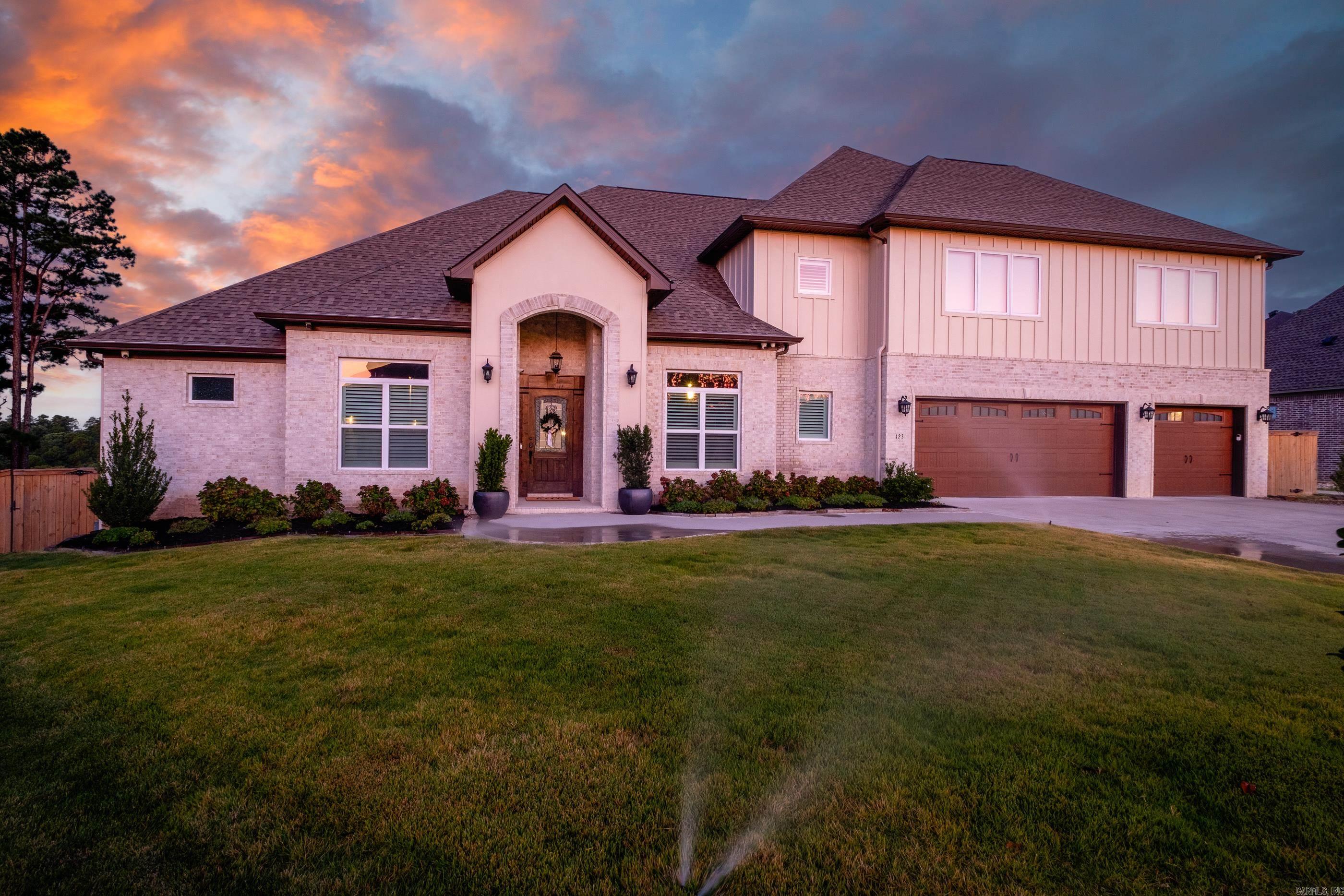 CHENAL VALLEY "FALSTONE COURT" - Residential