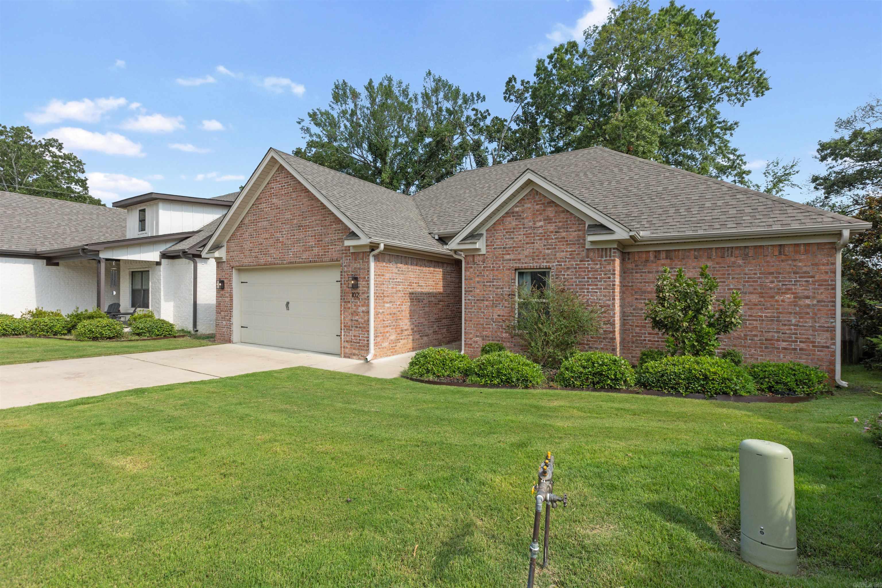 BELLA ROSA - Residential