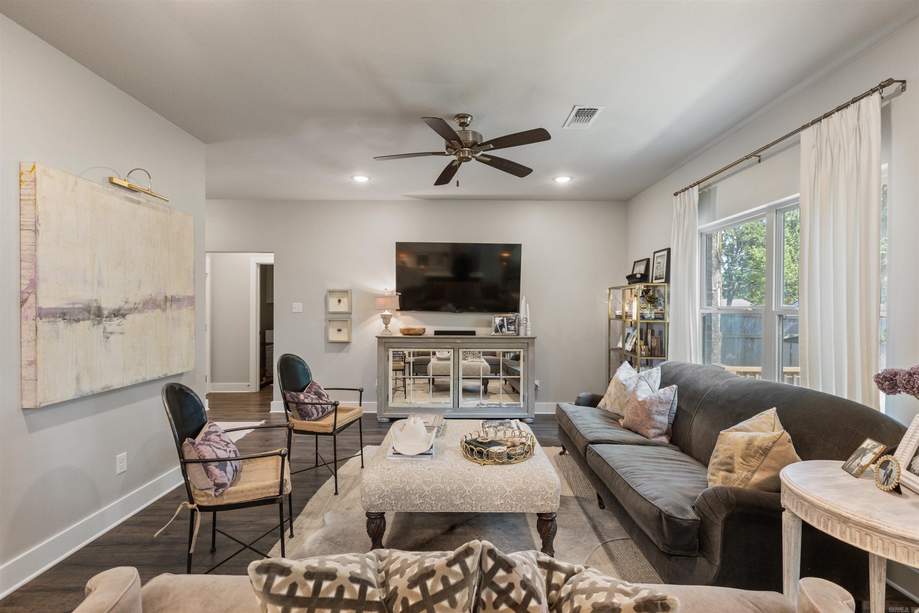 BELLA ROSA - Residential