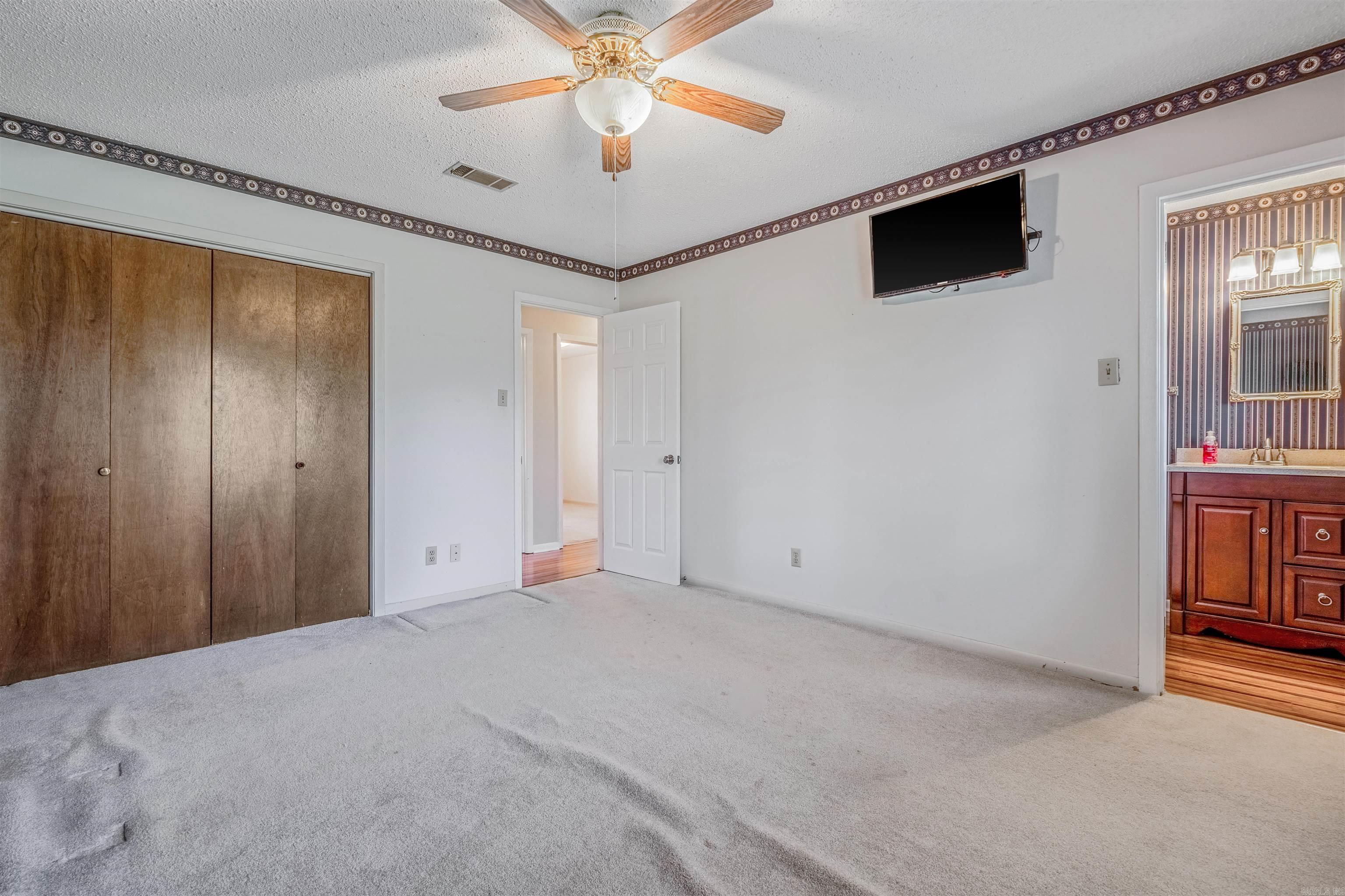 Sherwood Forest - Residential