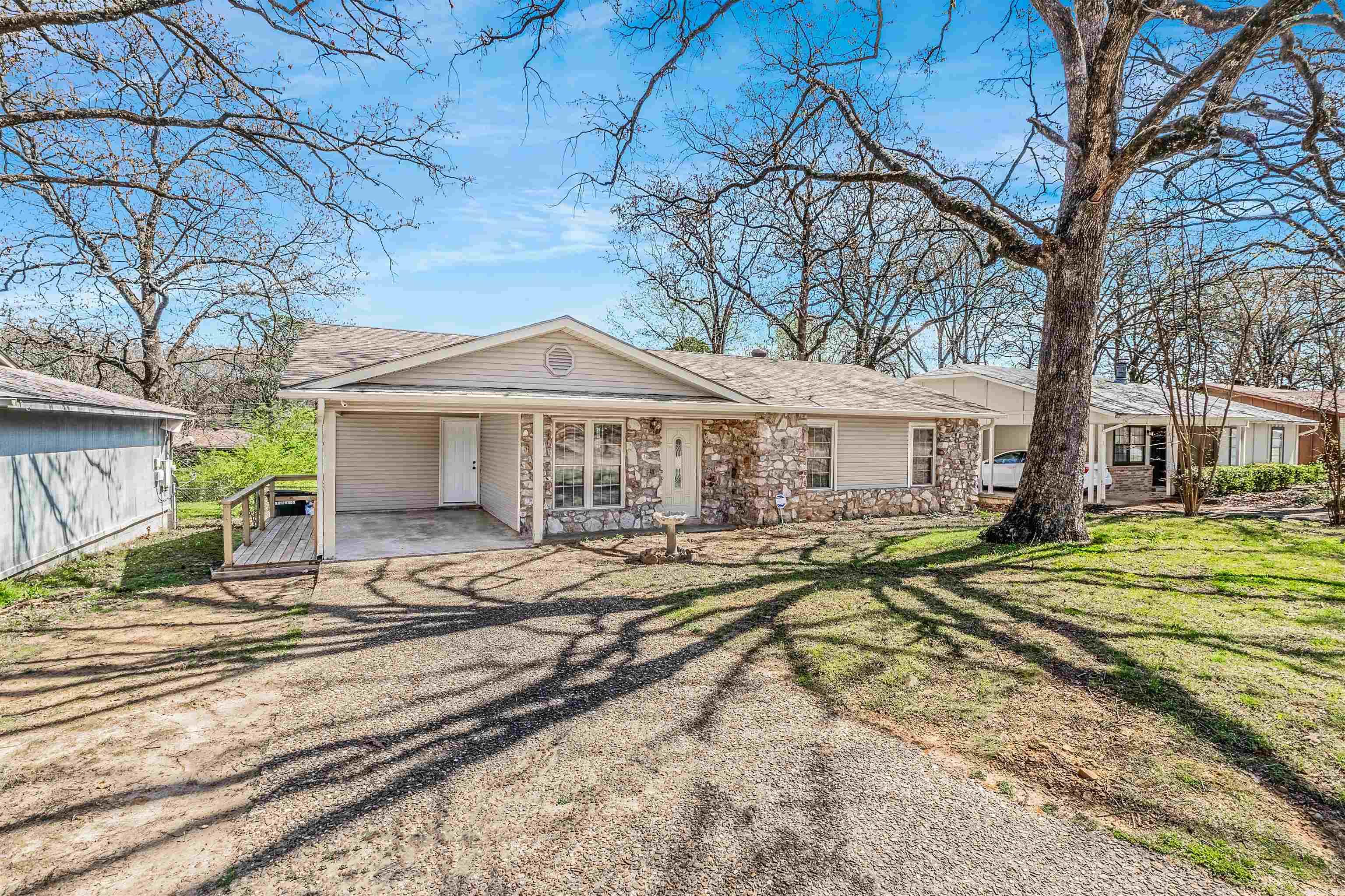 Sherwood Forest - Residential