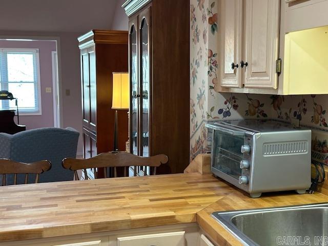 COUNTRY CLUB RIDGE - Residential