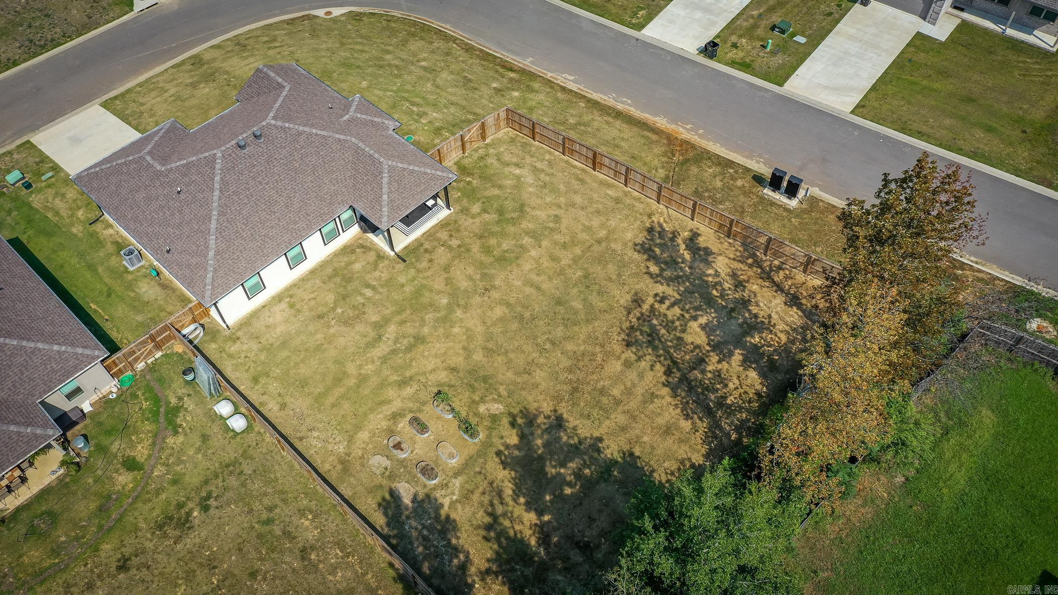 MAGNOLIA ESTATES - Residential