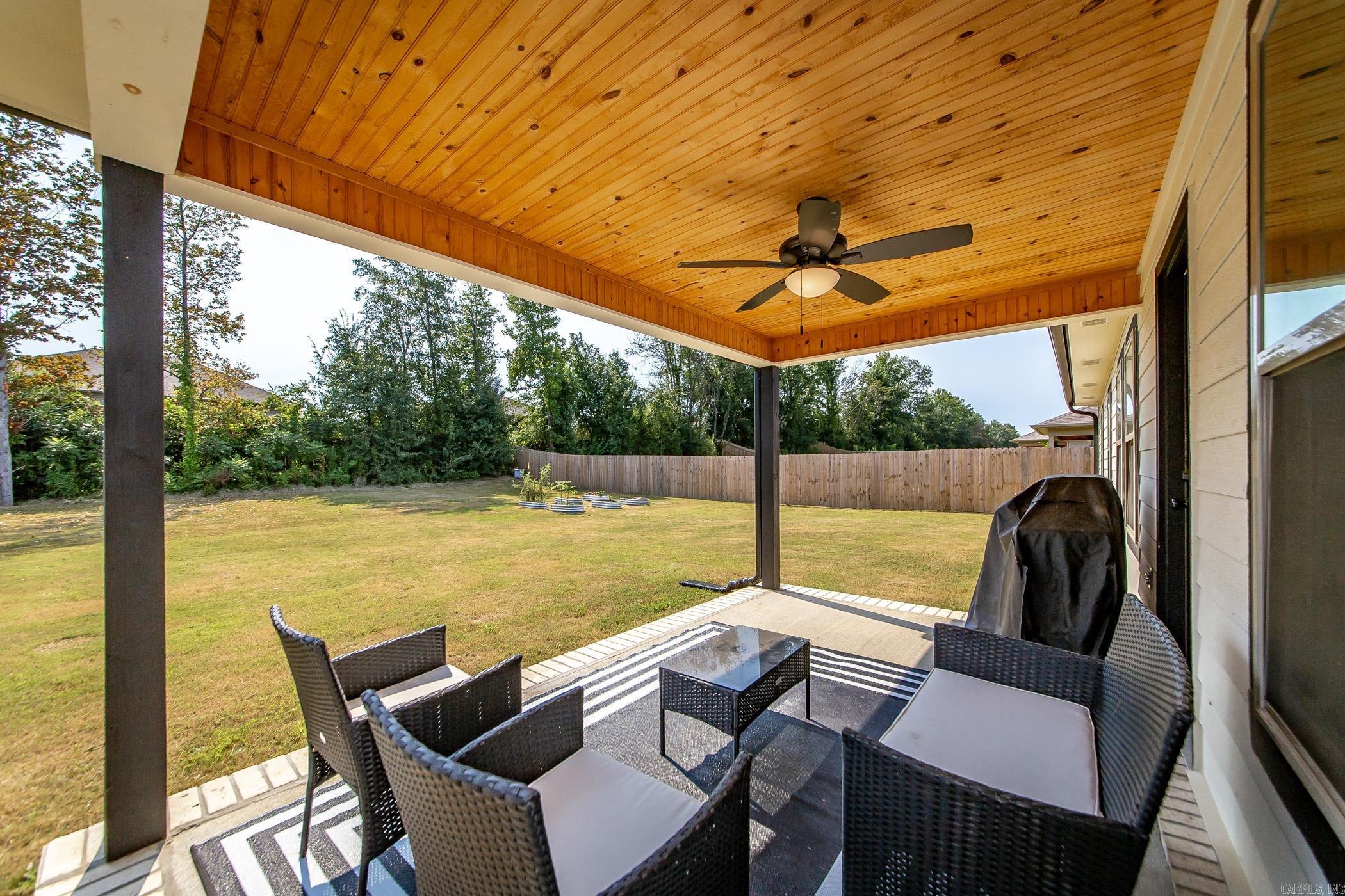 MAGNOLIA ESTATES - Residential