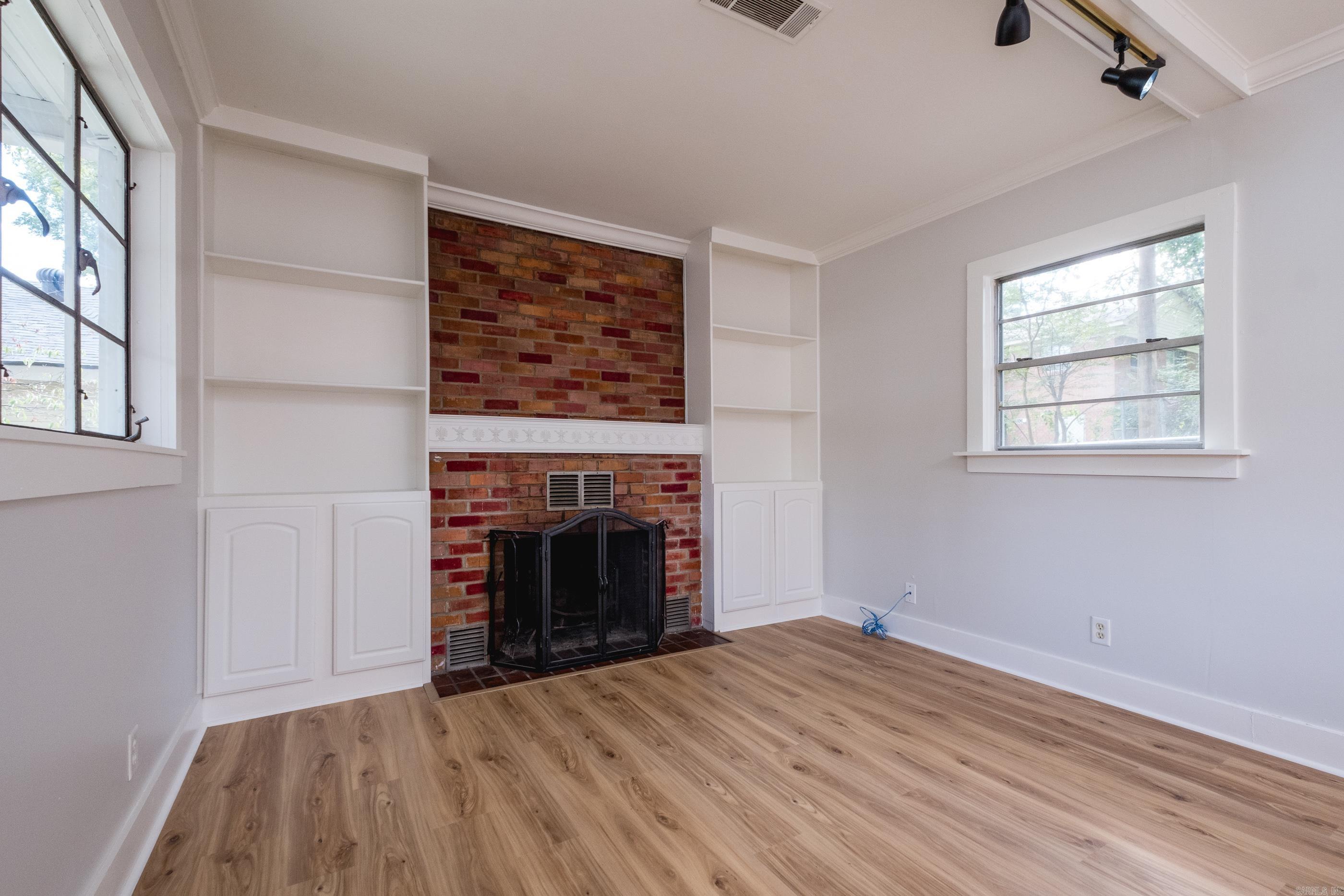 Hillcrest-Pfeifer - Residential