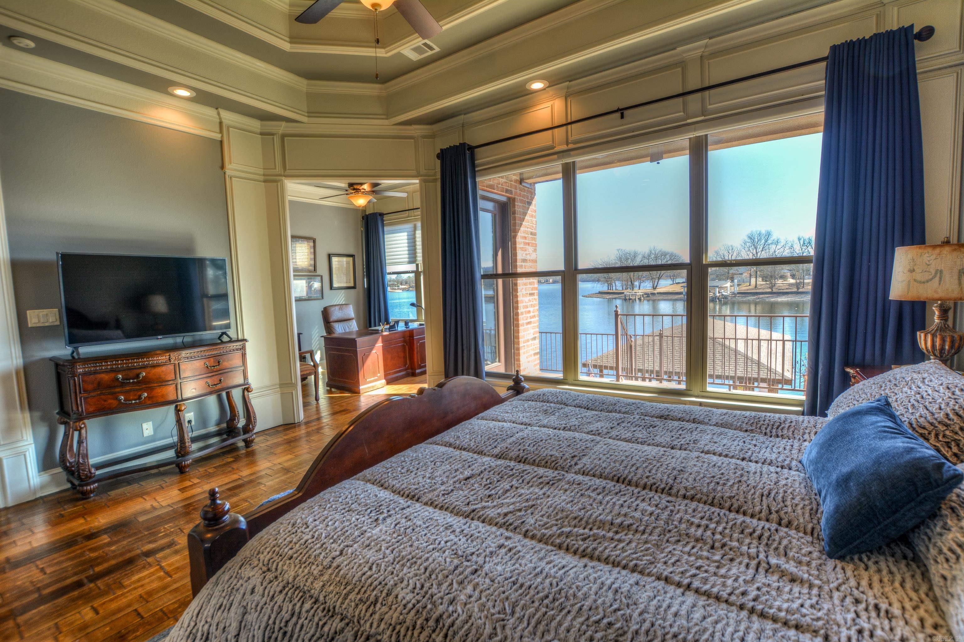 Sparling Point - Residential