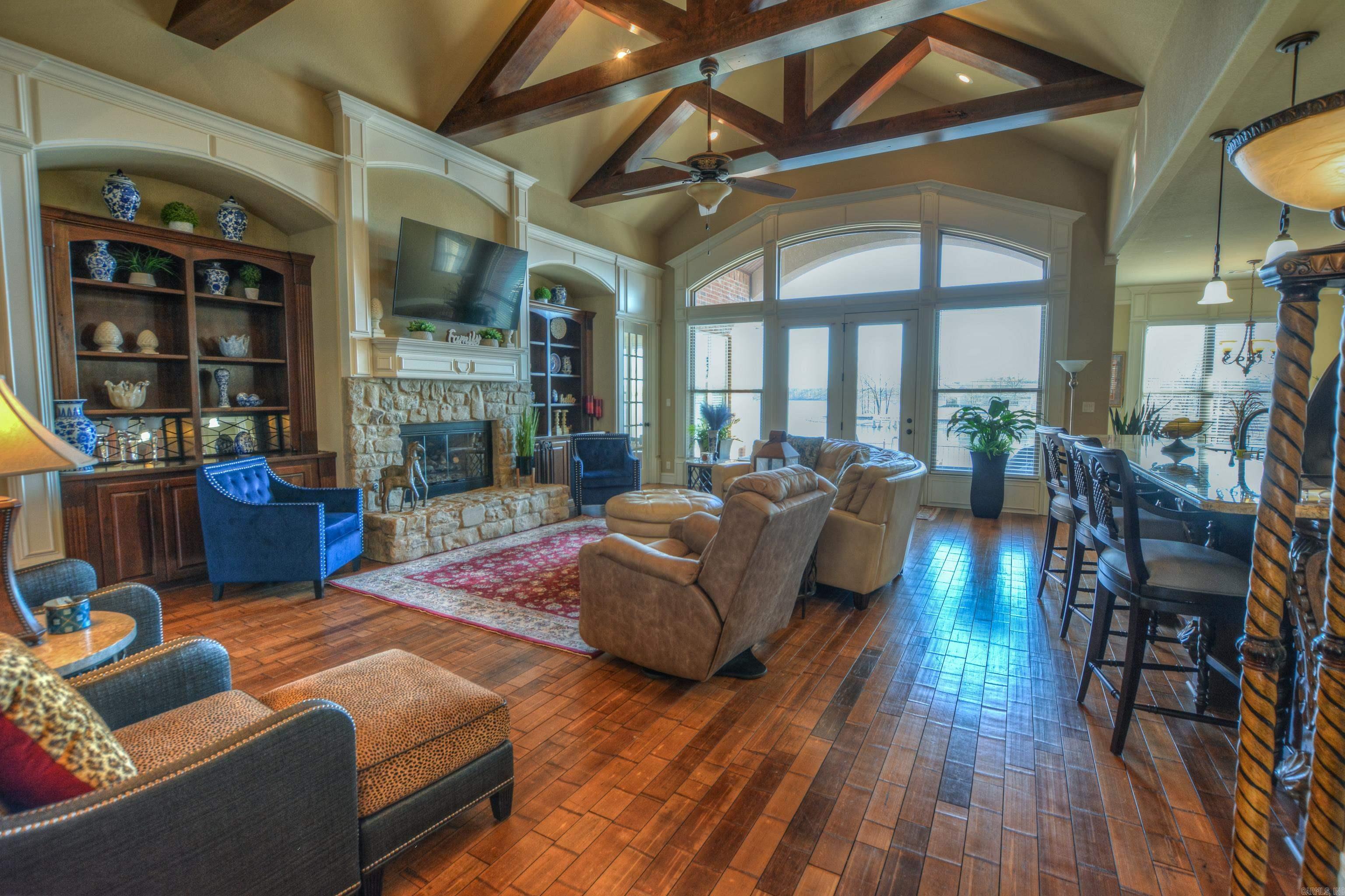 Sparling Point - Residential