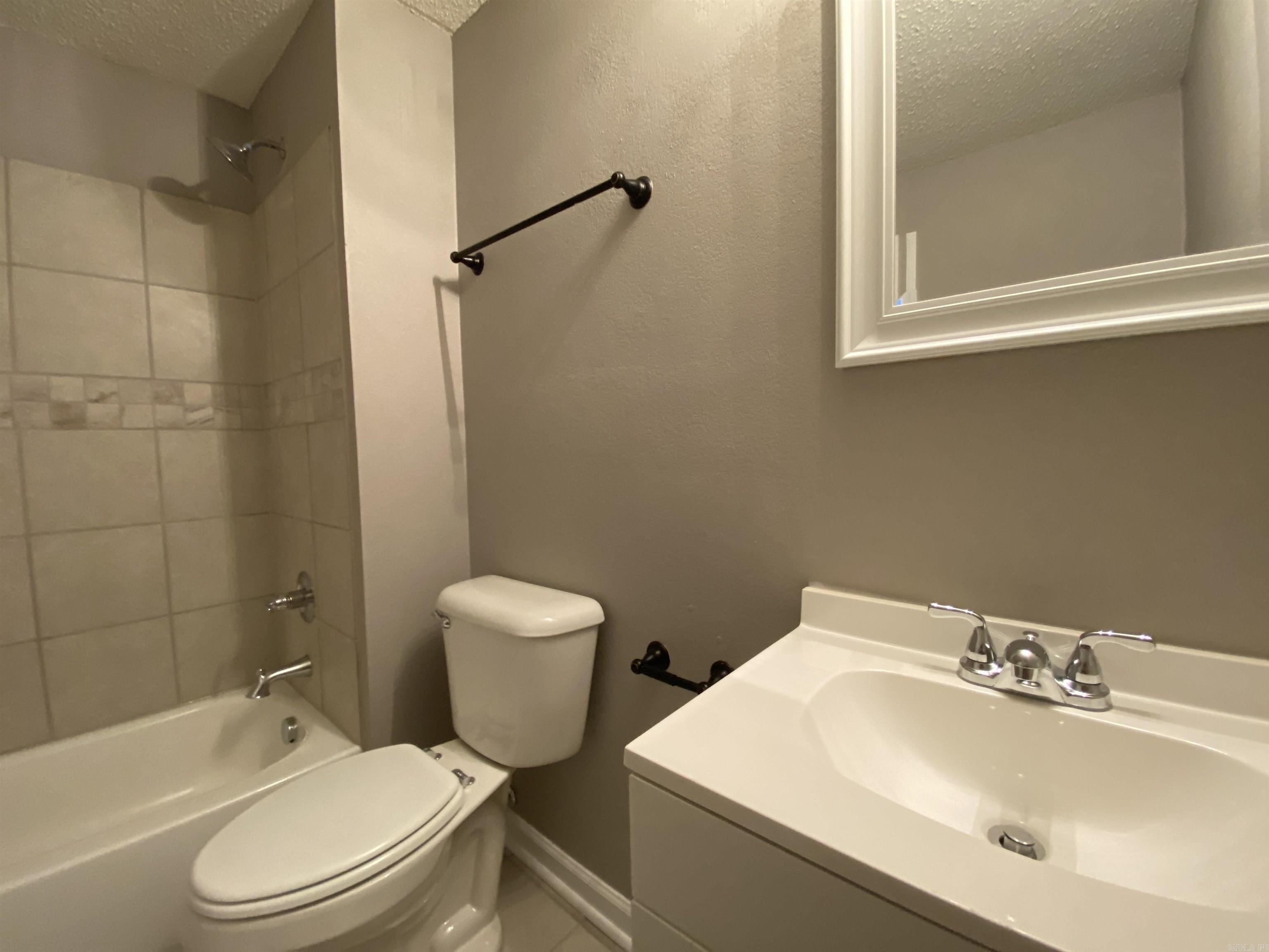 WALNUT VALLEY - Residential